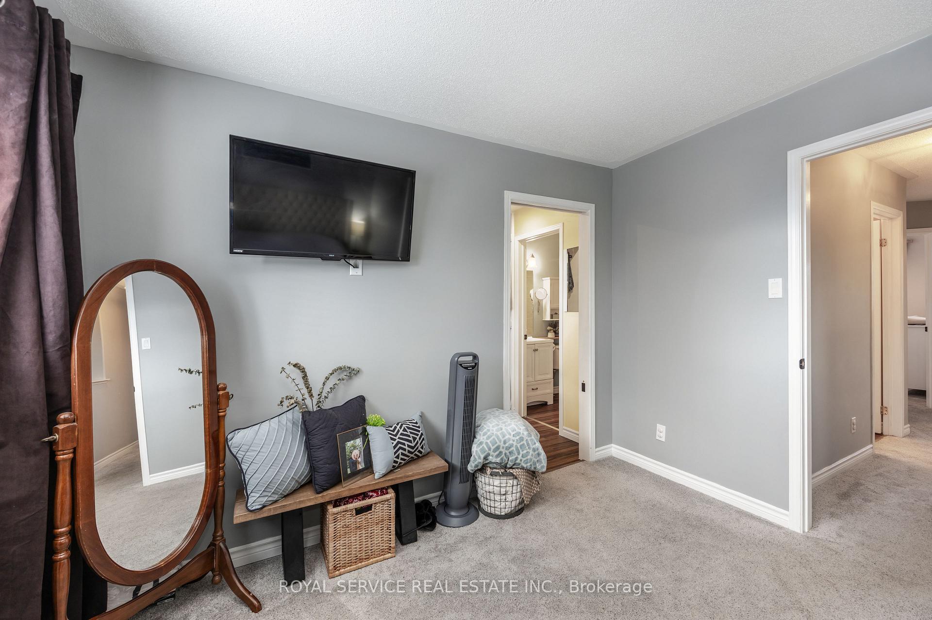 Photo 38 of 446 Abound Crescent, Peterborough, Ashburnham Ward 4 — HOMEH