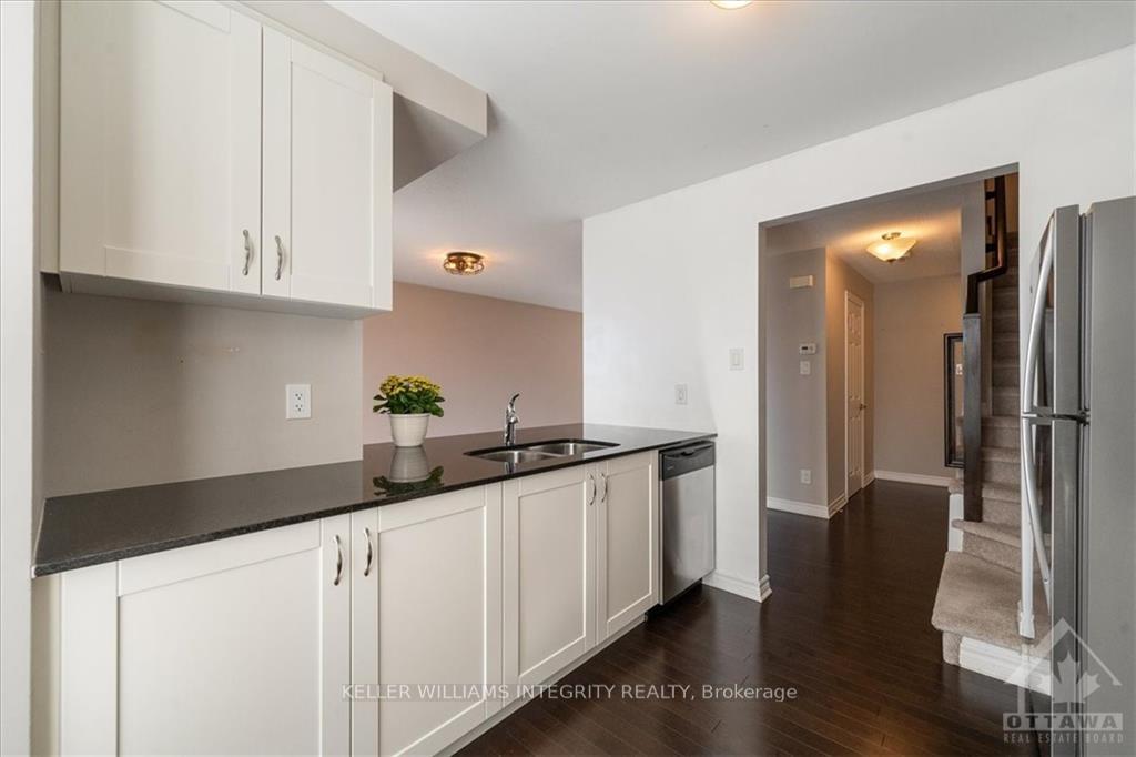 Photo 10 of 52 Astervale Street, Ottawa, Avalon West — HOMEH