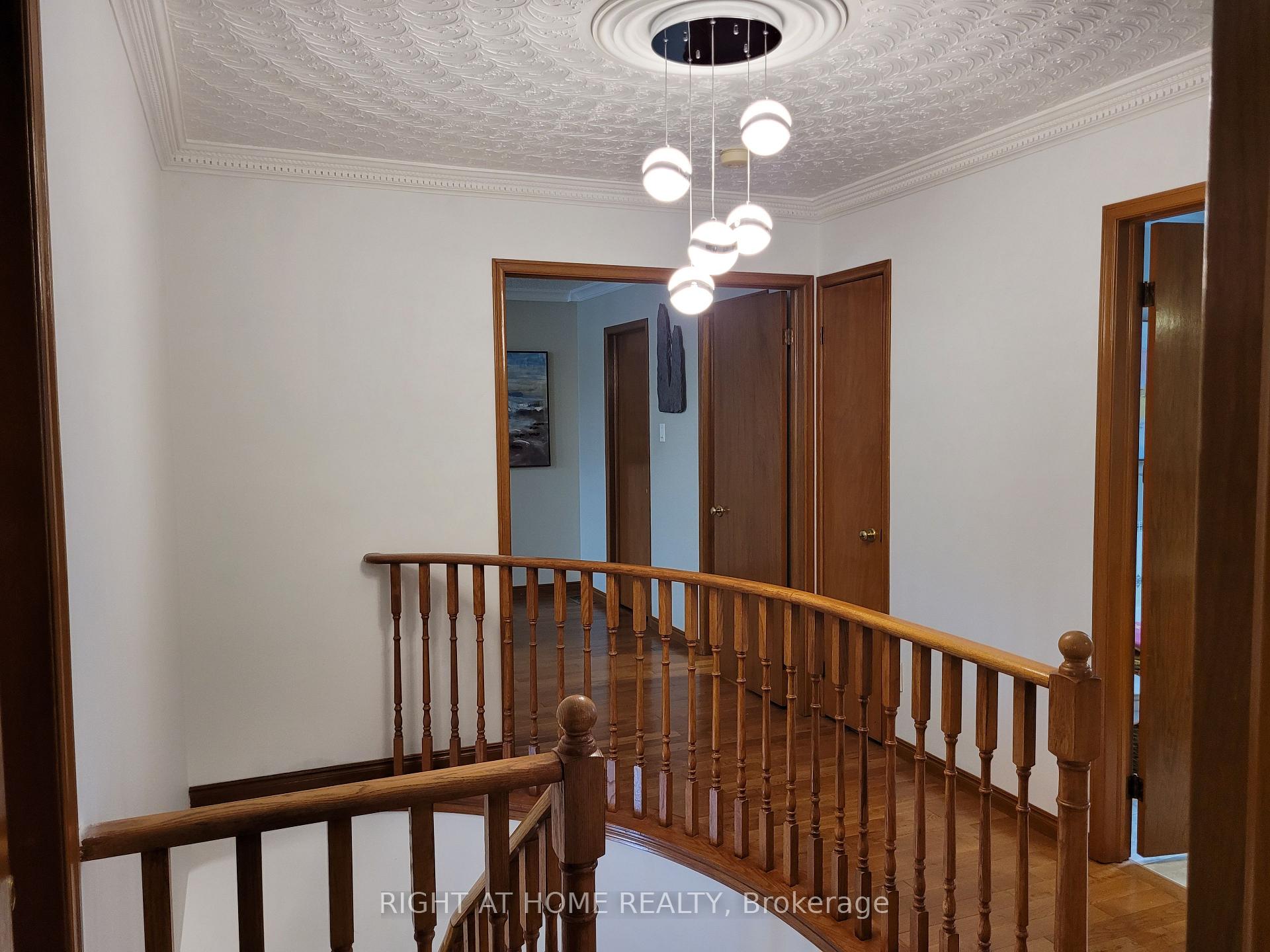Photo 6 of 436 Labrador Drive, Oshawa, Donevan — HOMEH