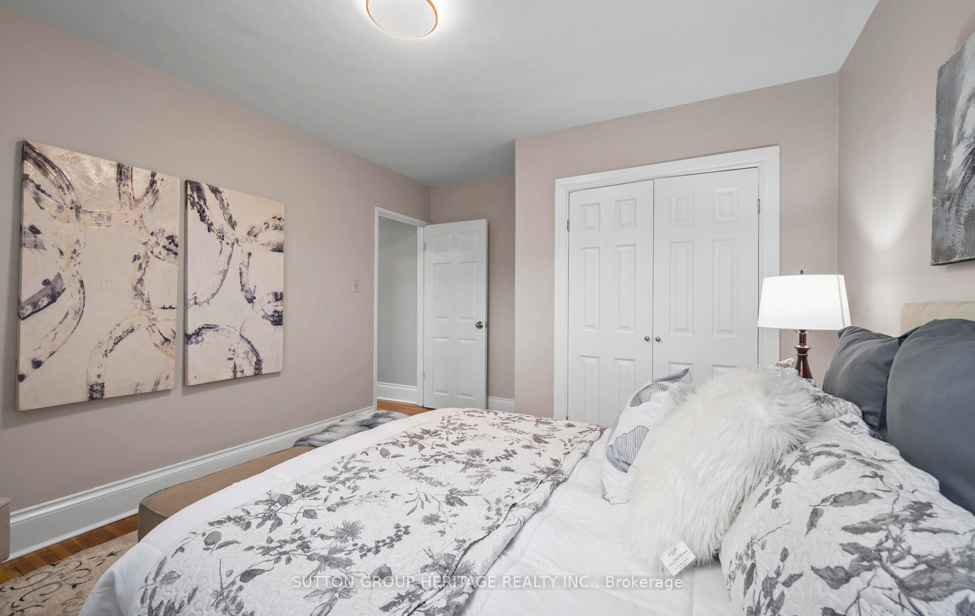 Photo 14 of 1009 Centre Street N, Whitby, Williamsburg — HOMEH