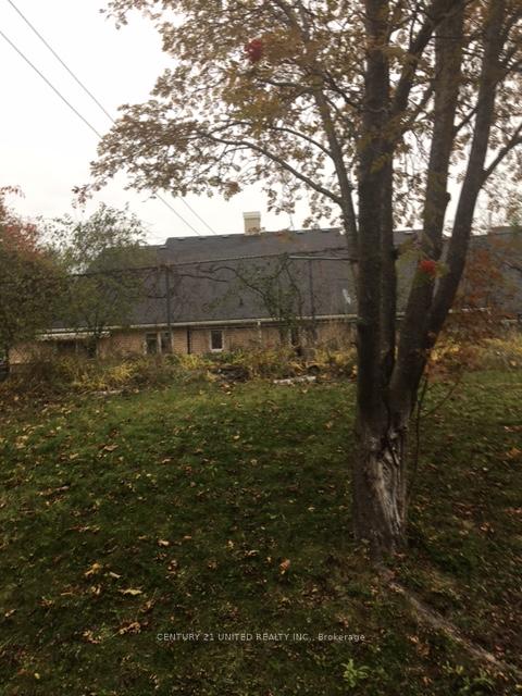 Photo 3 of 1205 Huntington Circle, Peterborough, Otonabee Ward 1 — HOMEH