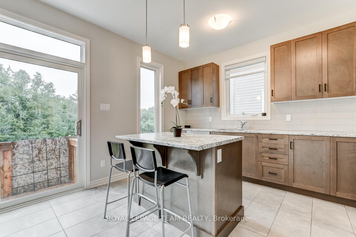 Photo 16 of 121 Seabert Drive, Arnprior — HOMEH