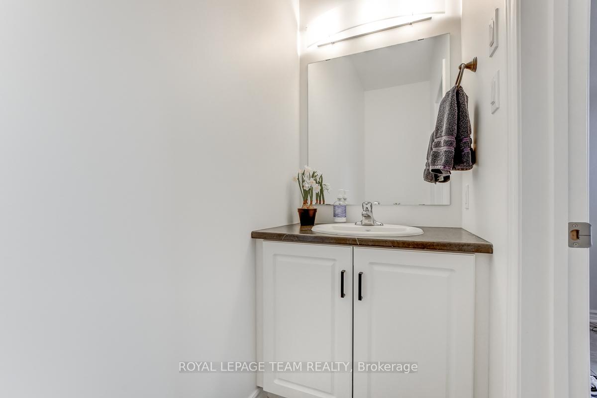 Photo 18 of 121 Seabert Drive, Arnprior — HOMEH