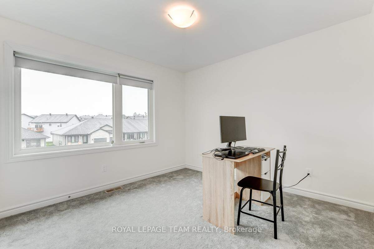 Photo 22 of 121 Seabert Drive, Arnprior — HOMEH