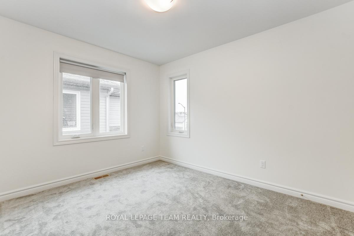 Photo 30 of 121 Seabert Drive, Arnprior — HOMEH