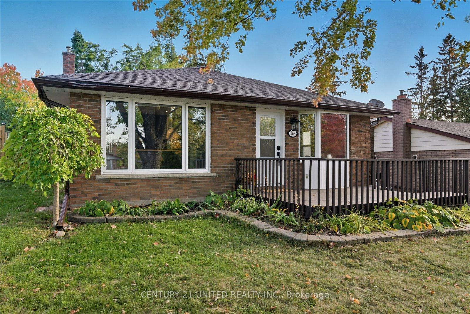 Photo 2 of 263 Riverview Heights, Peterborough, Ashburnham Ward 4 — HOMEH