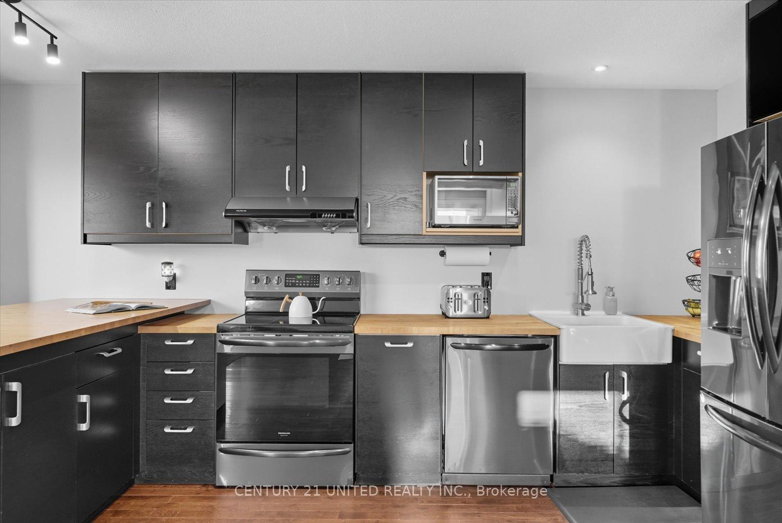 Photo 12 of 263 Riverview Heights, Peterborough, Ashburnham Ward 4 — HOMEH