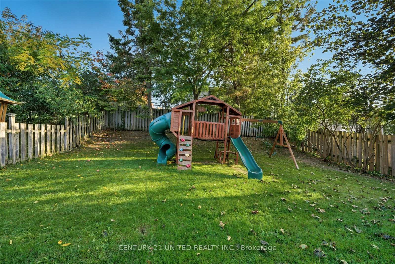 Photo 36 of 263 Riverview Heights, Peterborough, Ashburnham Ward 4 — HOMEH