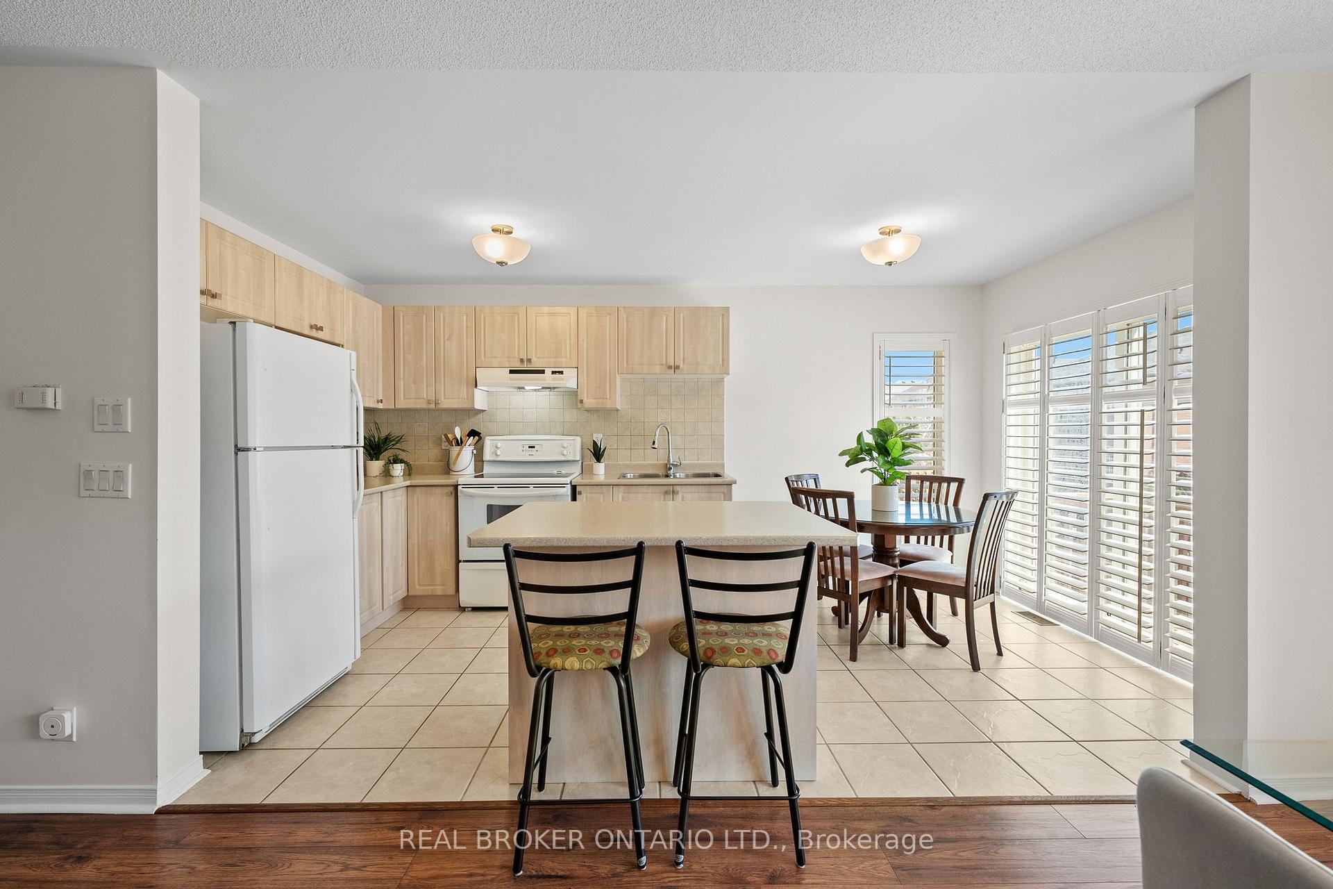 Photo 9 of 9 Bilbrough Street, Aurora, Bayview Northeast — HOMEH