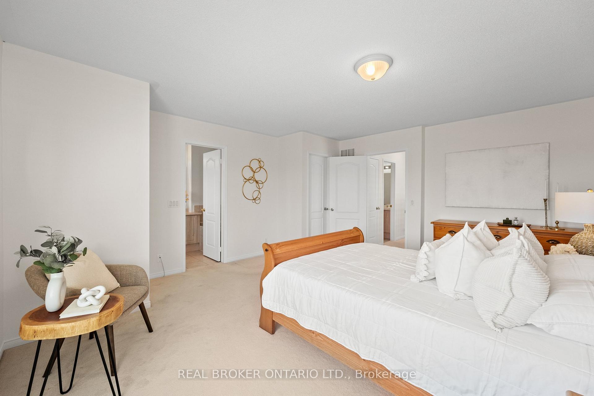 Photo 16 of 9 Bilbrough Street, Aurora, Bayview Northeast — HOMEH