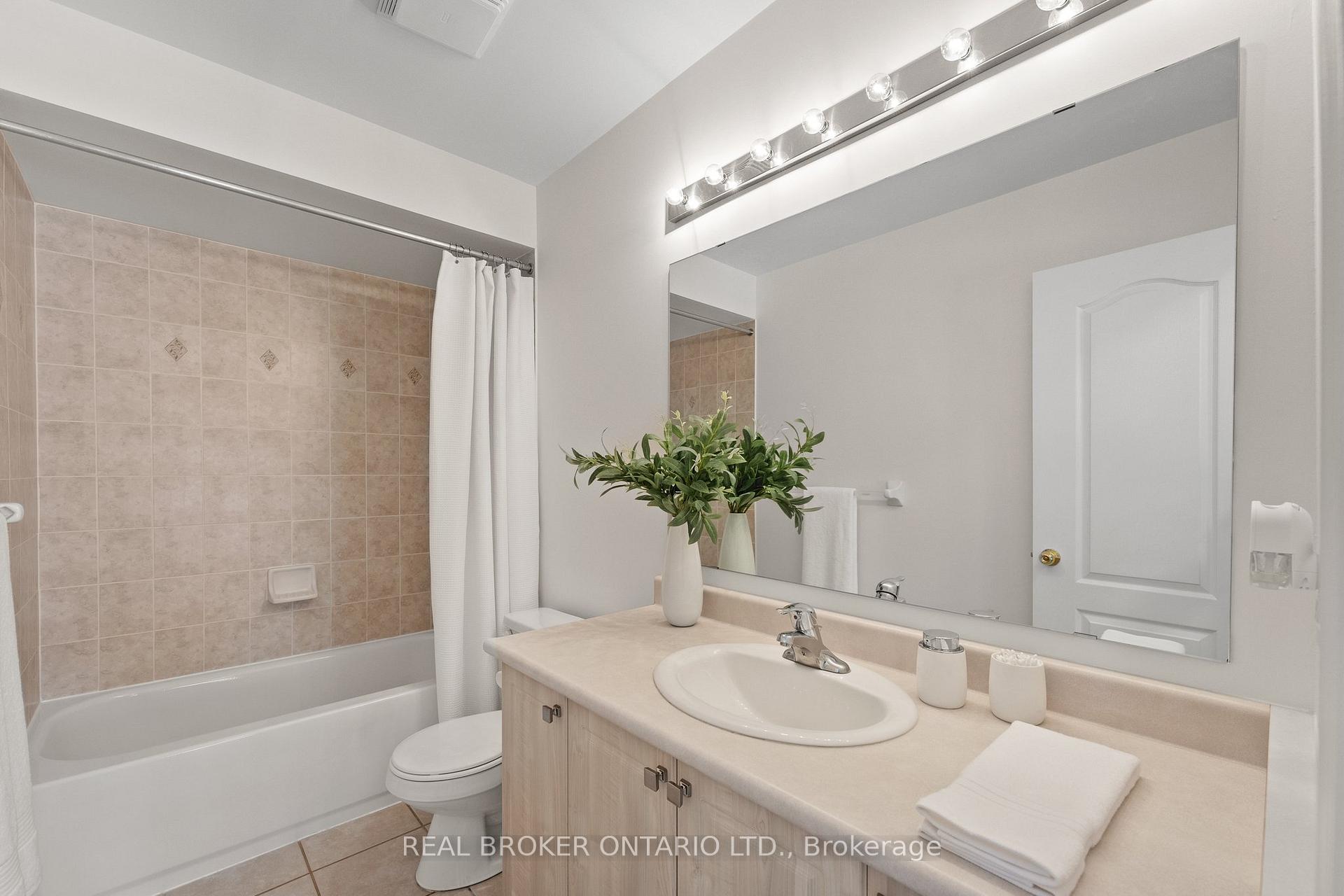 Photo 23 of 9 Bilbrough Street, Aurora, Bayview Northeast — HOMEH