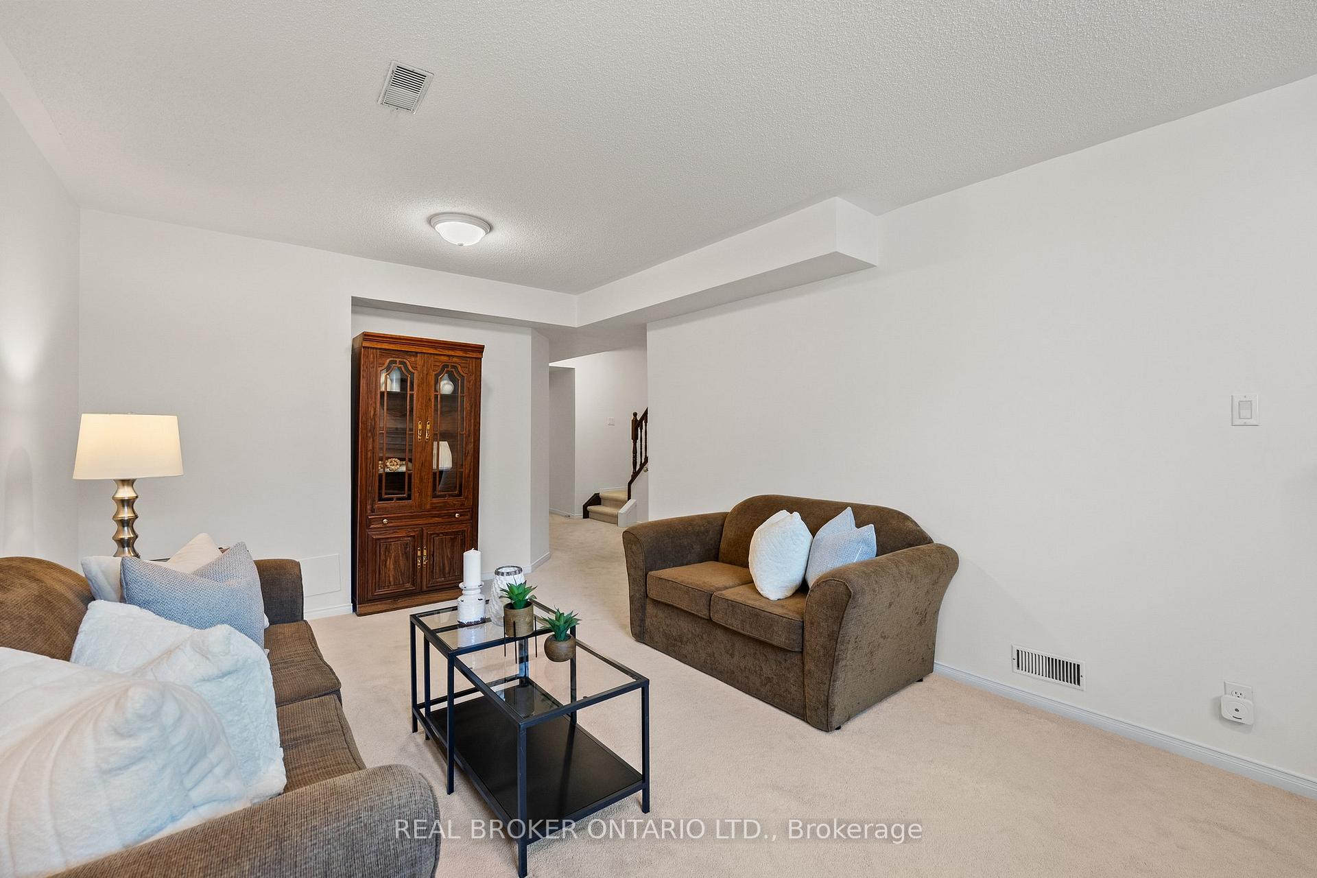 Photo 26 of 9 Bilbrough Street, Aurora, Bayview Northeast — HOMEH