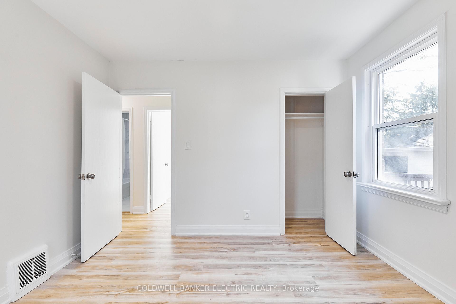 Photo 27 of 1058 Hortop Street, Oshawa, Donevan — HOMEH