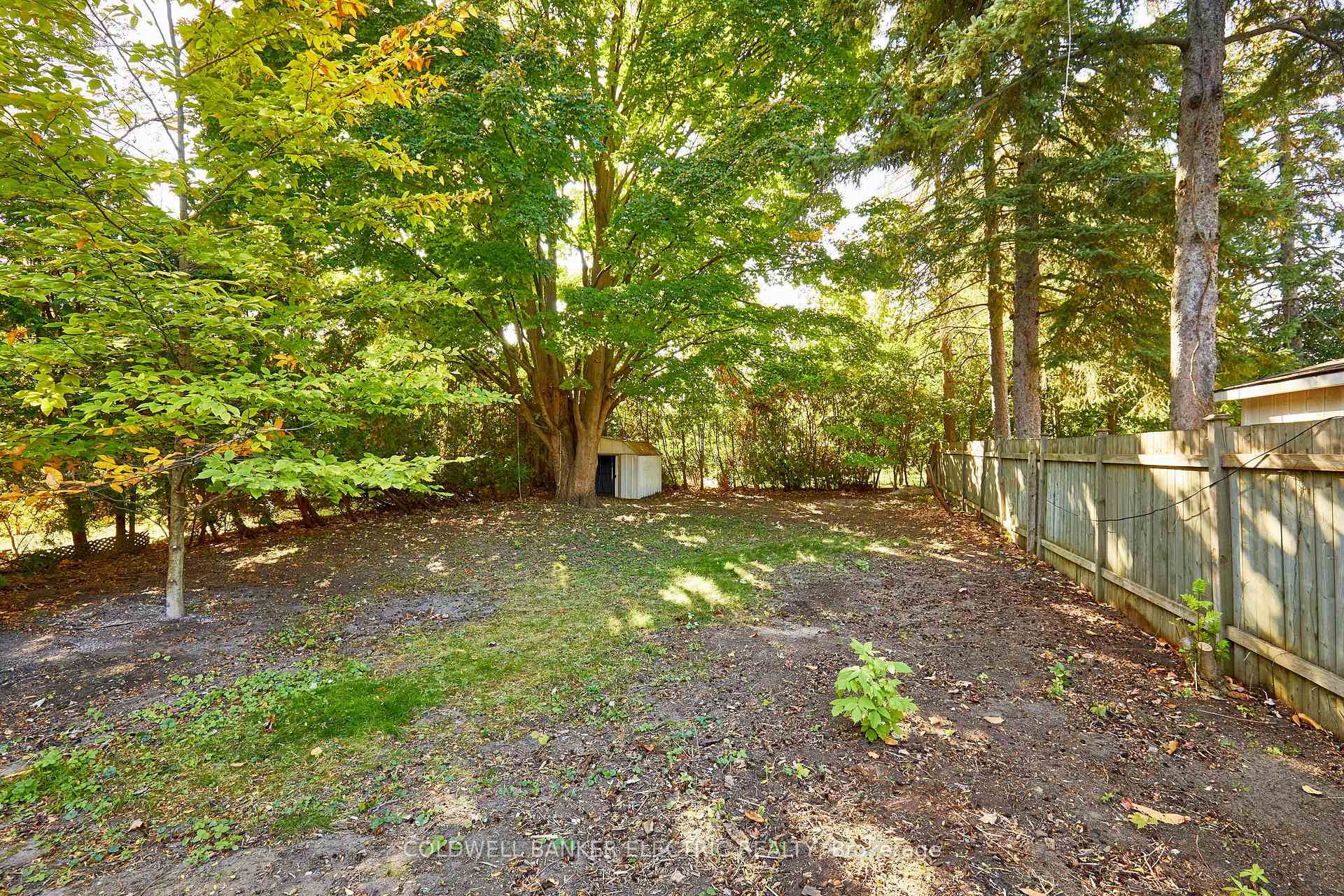 Photo 36 of 1058 Hortop Street, Oshawa, Donevan — HOMEH