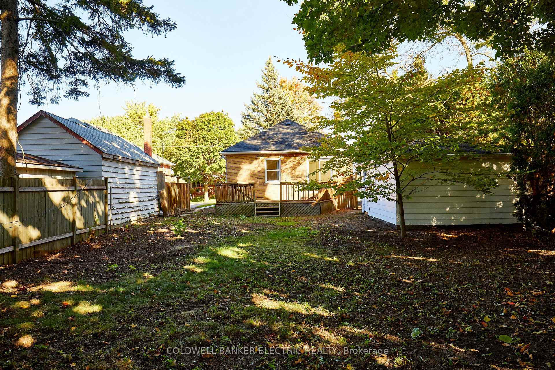 Photo 39 of 1058 Hortop Street, Oshawa, Donevan — HOMEH