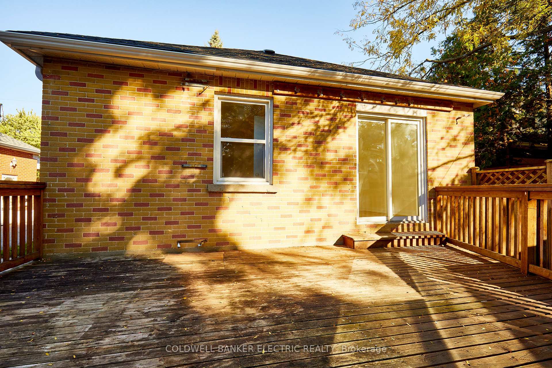 Photo 40 of 1058 Hortop Street, Oshawa, Donevan — HOMEH