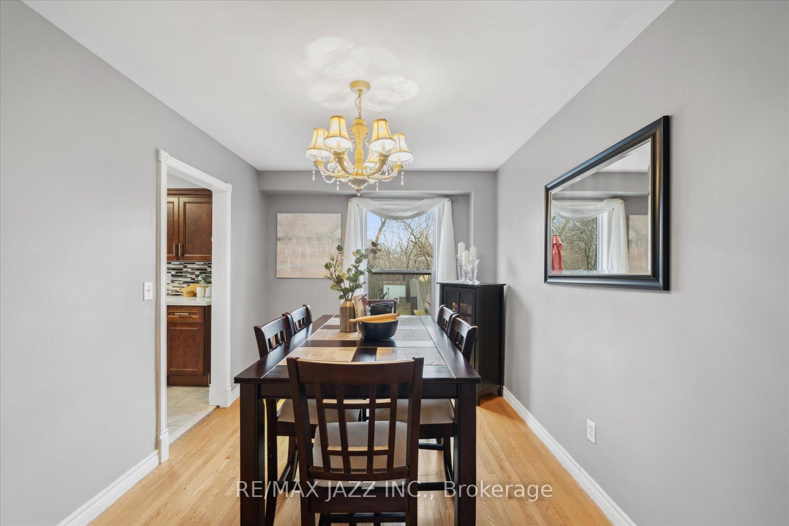 Photo 9 of 645 Radisson Avenue, Oshawa, Vanier — HOMEH