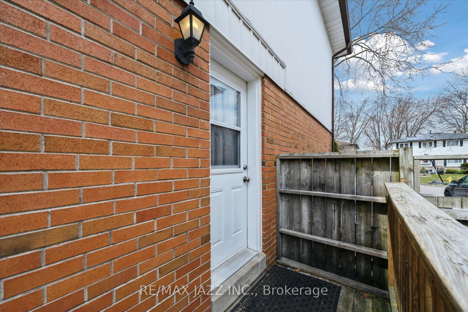 Photo 32 of 645 Radisson Avenue, Oshawa, Vanier — HOMEH
