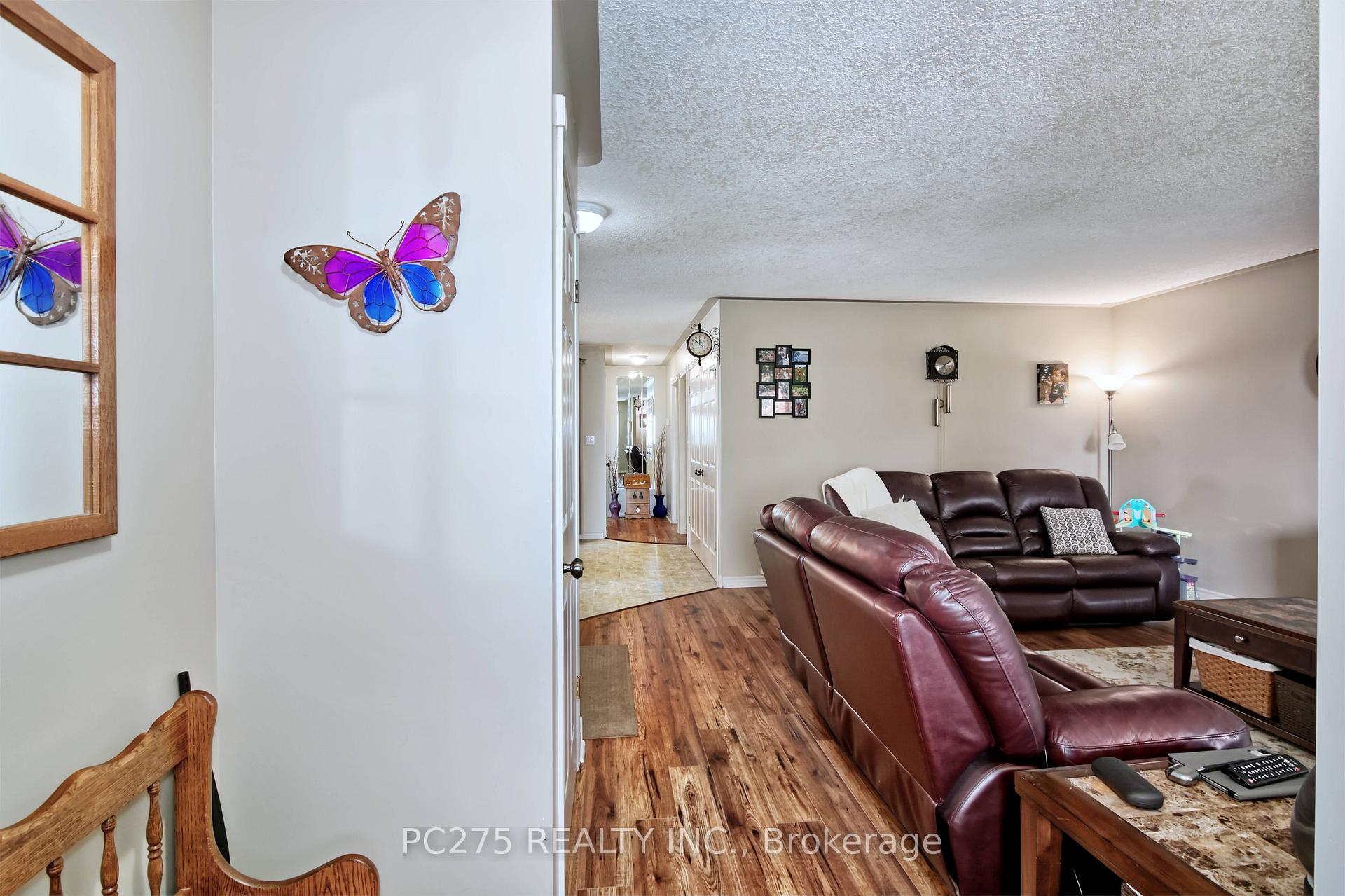 Photo 5 of 28 Rebecca Drive, Aylmer — HOMEH