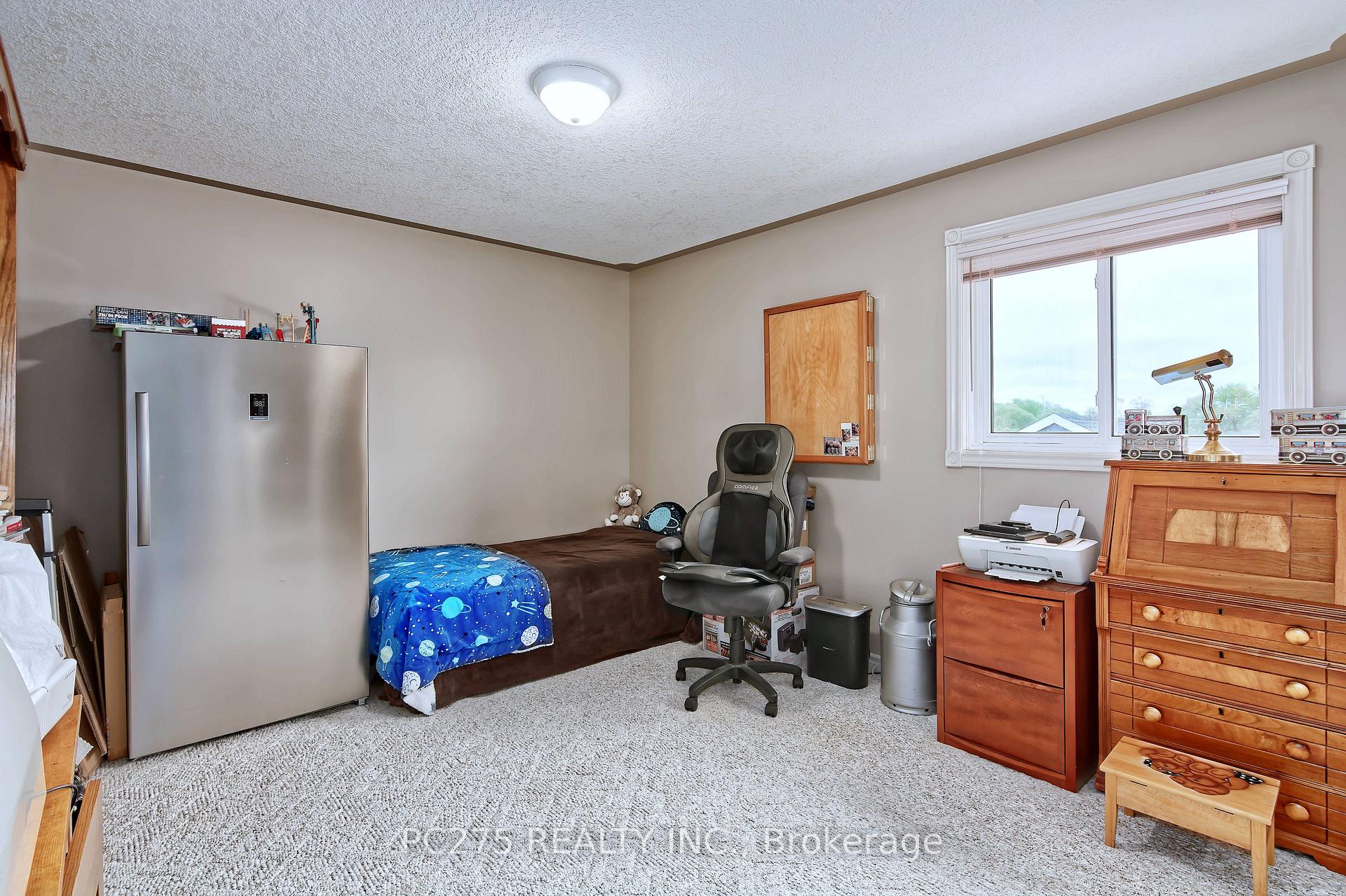 Photo 17 of 28 Rebecca Drive, Aylmer — HOMEH