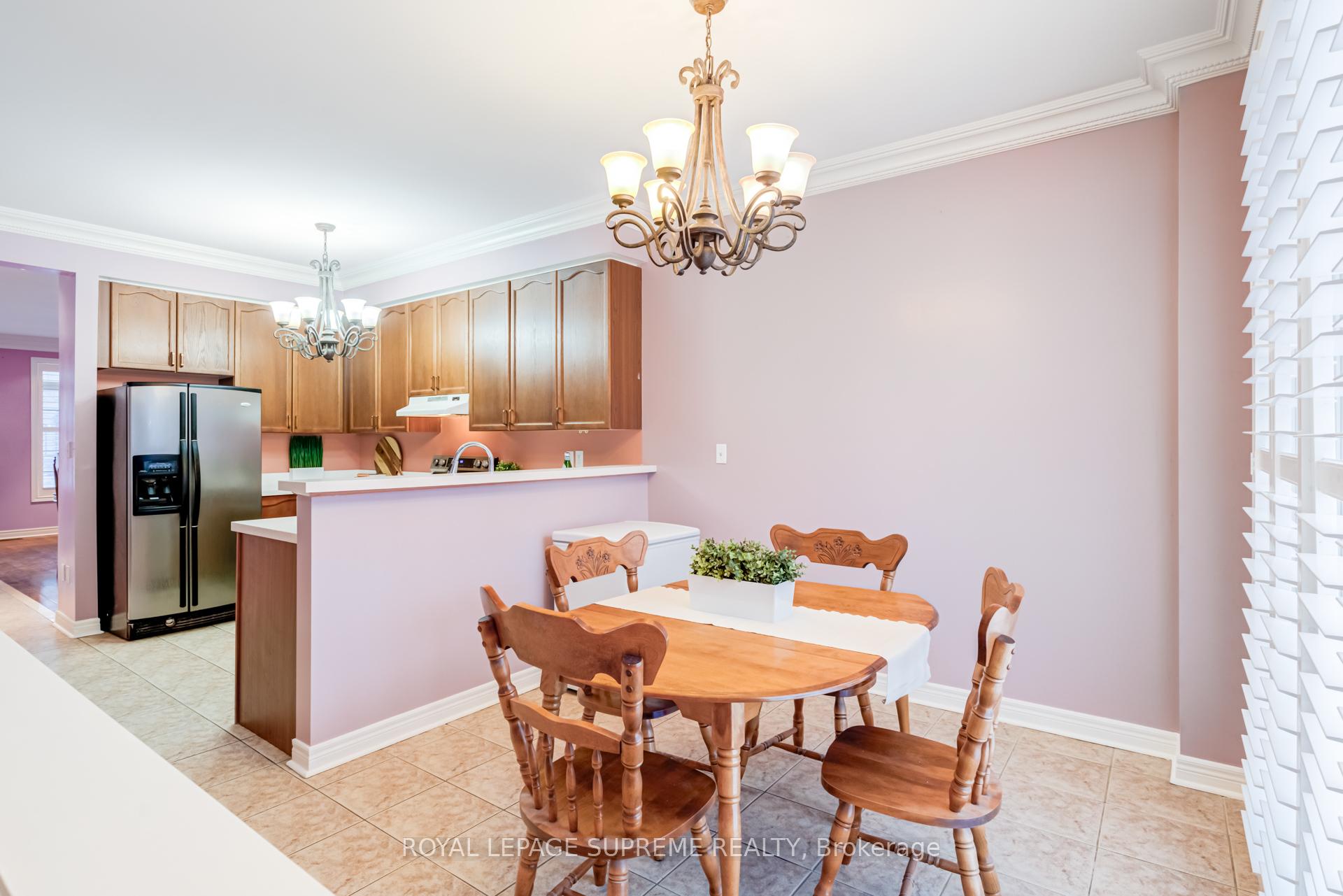 Photo 16 of 65 Amarone Avenue, Vaughan, Sonoma Heights — HOMEH
