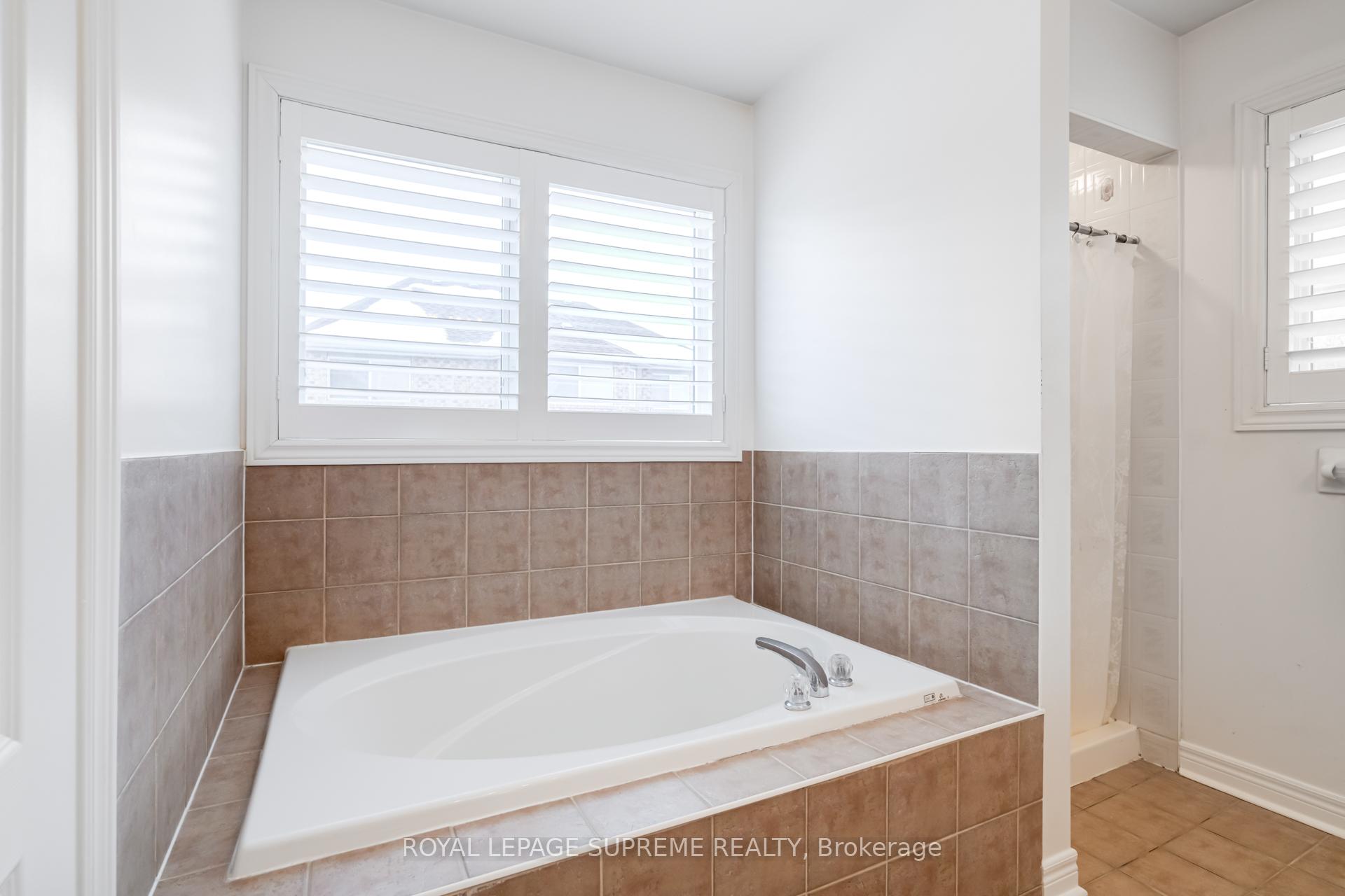 Photo 32 of 65 Amarone Avenue, Vaughan, Sonoma Heights — HOMEH