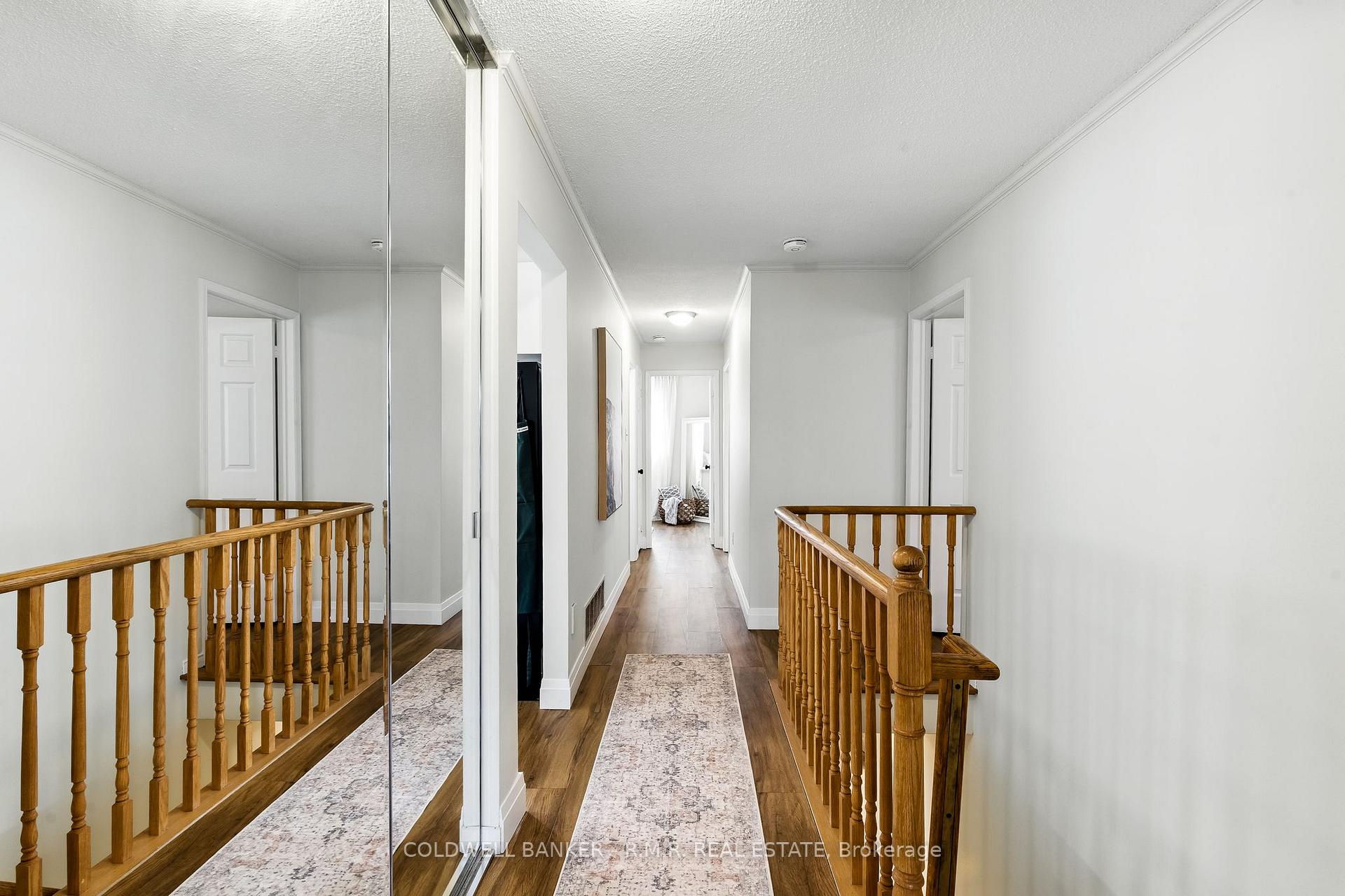 Photo 13 of 1037 Ripley Crescent, Oshawa, Pinecrest — HOMEH