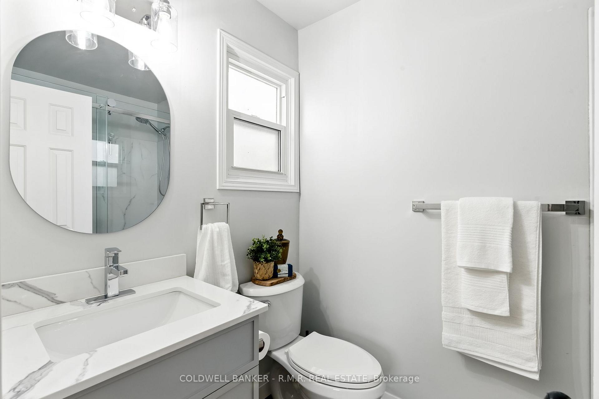 Photo 16 of 1037 Ripley Crescent, Oshawa, Pinecrest — HOMEH