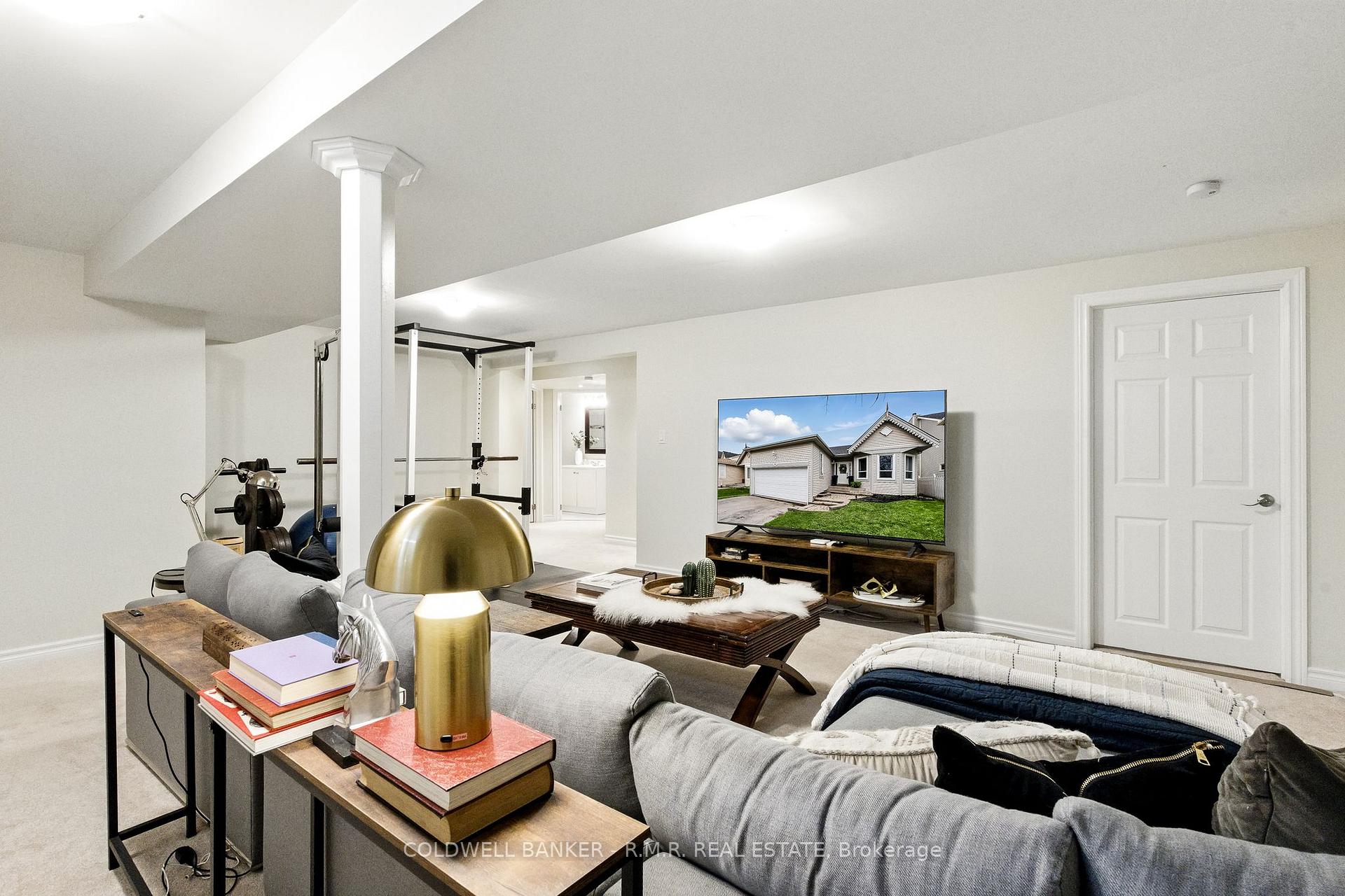 Photo 23 of 1037 Ripley Crescent, Oshawa, Pinecrest — HOMEH