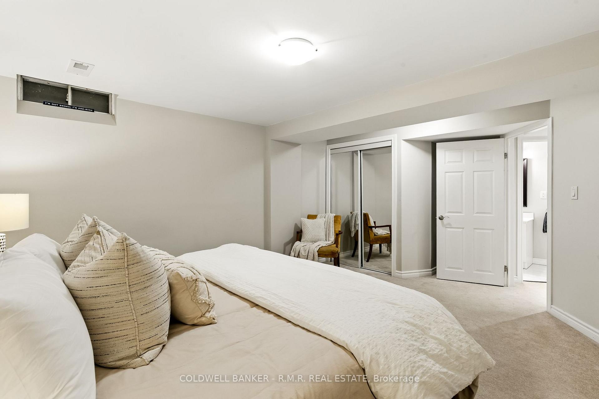Photo 26 of 1037 Ripley Crescent, Oshawa, Pinecrest — HOMEH