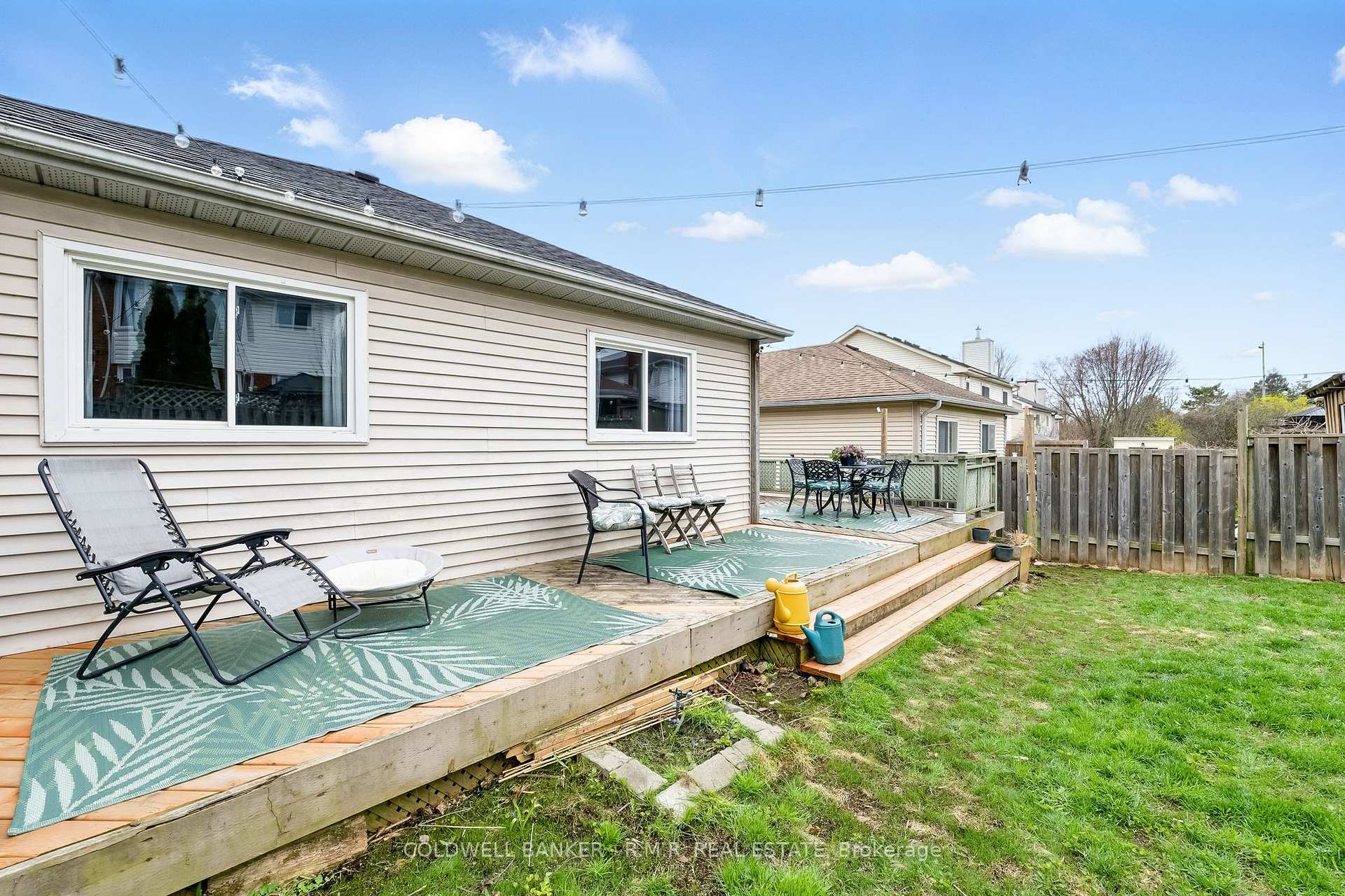 Photo 33 of 1037 Ripley Crescent, Oshawa, Pinecrest — HOMEH
