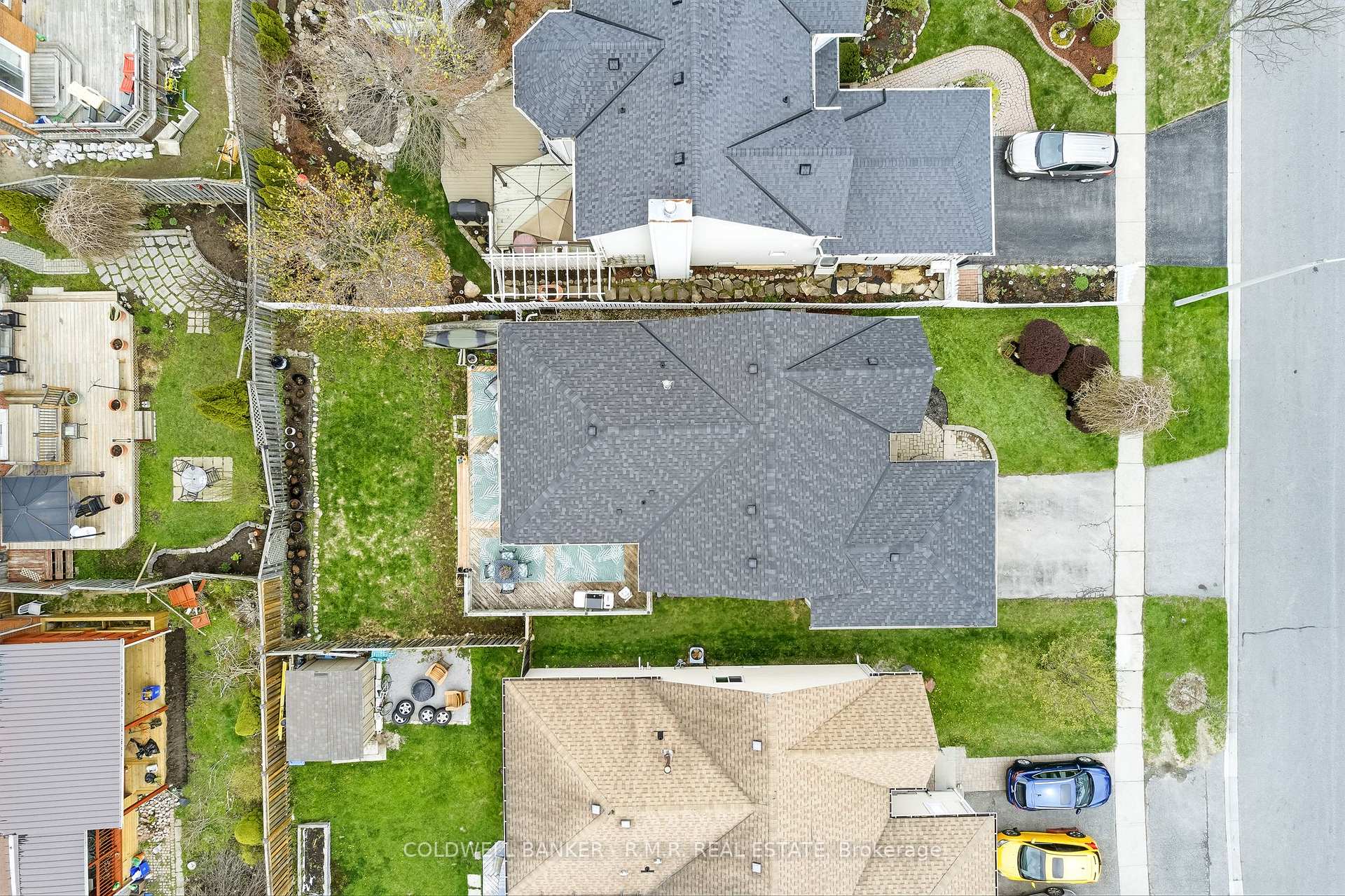 Photo 35 of 1037 Ripley Crescent, Oshawa, Pinecrest — HOMEH