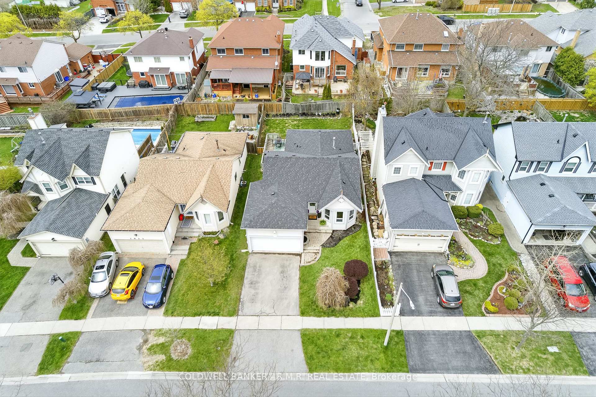 Photo 36 of 1037 Ripley Crescent, Oshawa, Pinecrest — HOMEH
