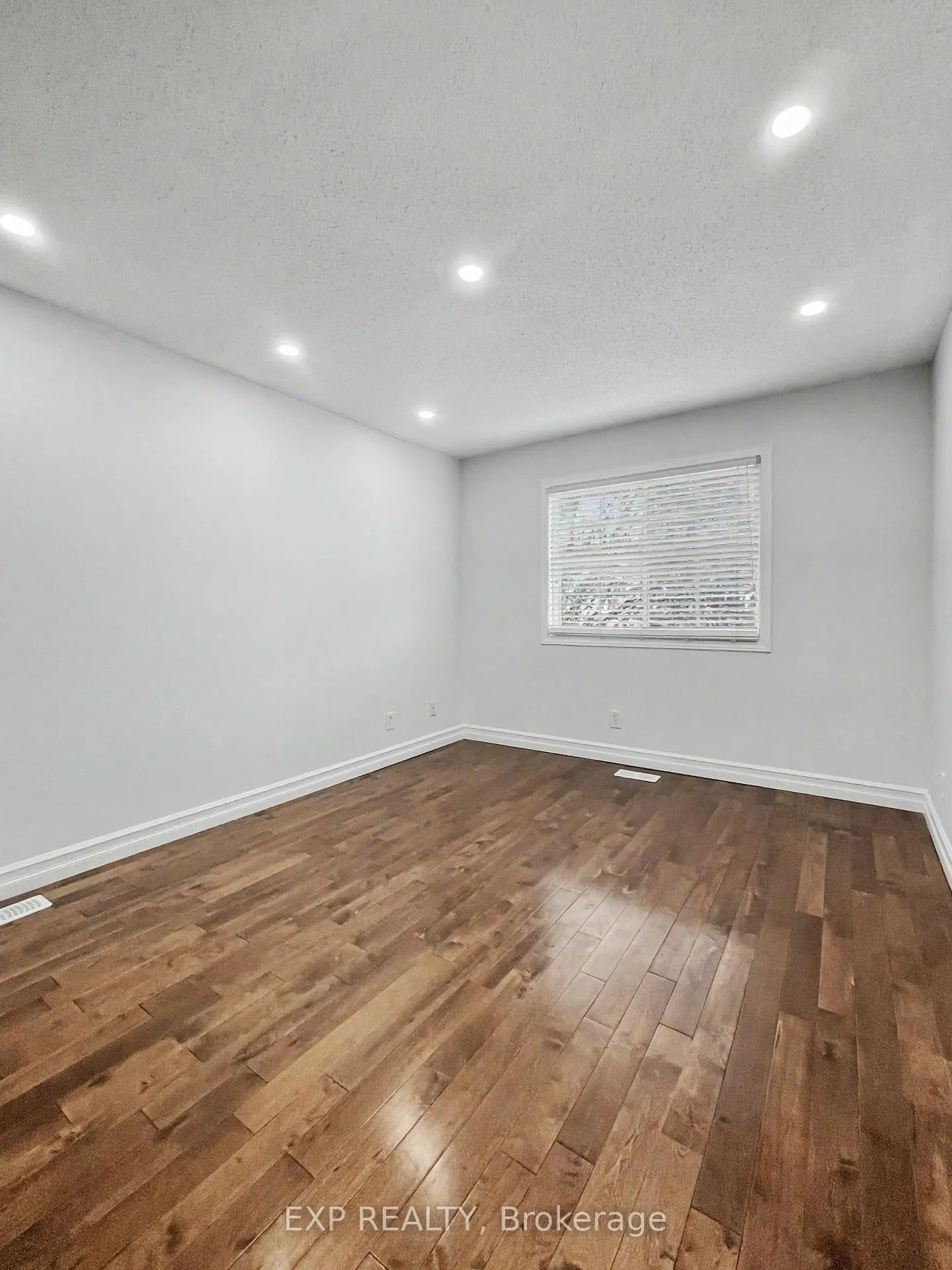 Photo 11 of 4218 Owl Valley Drive W, Ottawa, Riverside South/Gloucester Glen — HOMEH