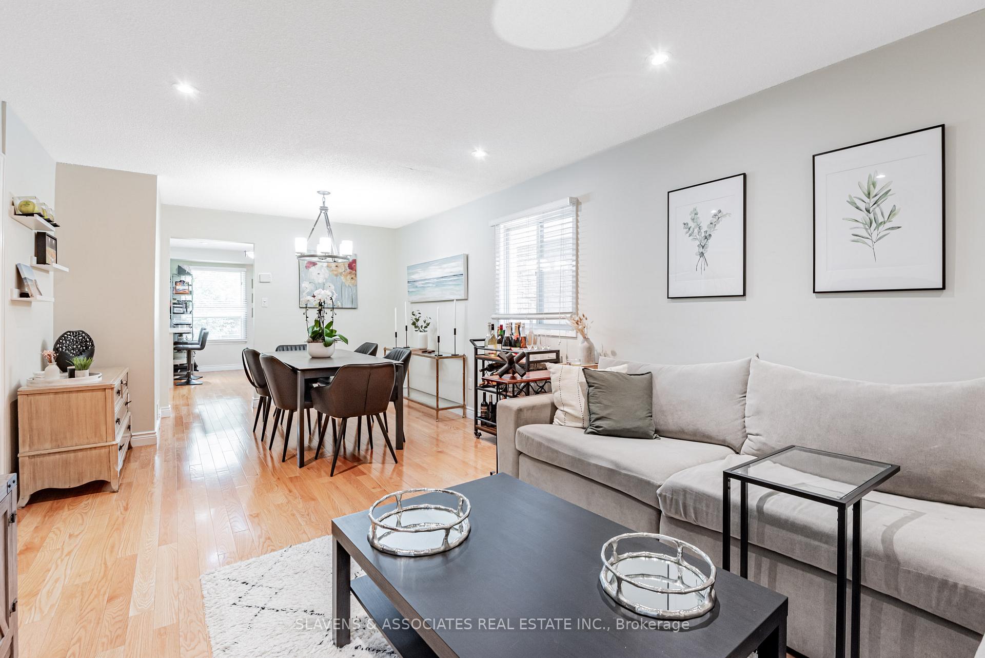 Photo 8 of 66 Mabley Crescent, Vaughan, Lakeview Estates — HOMEH