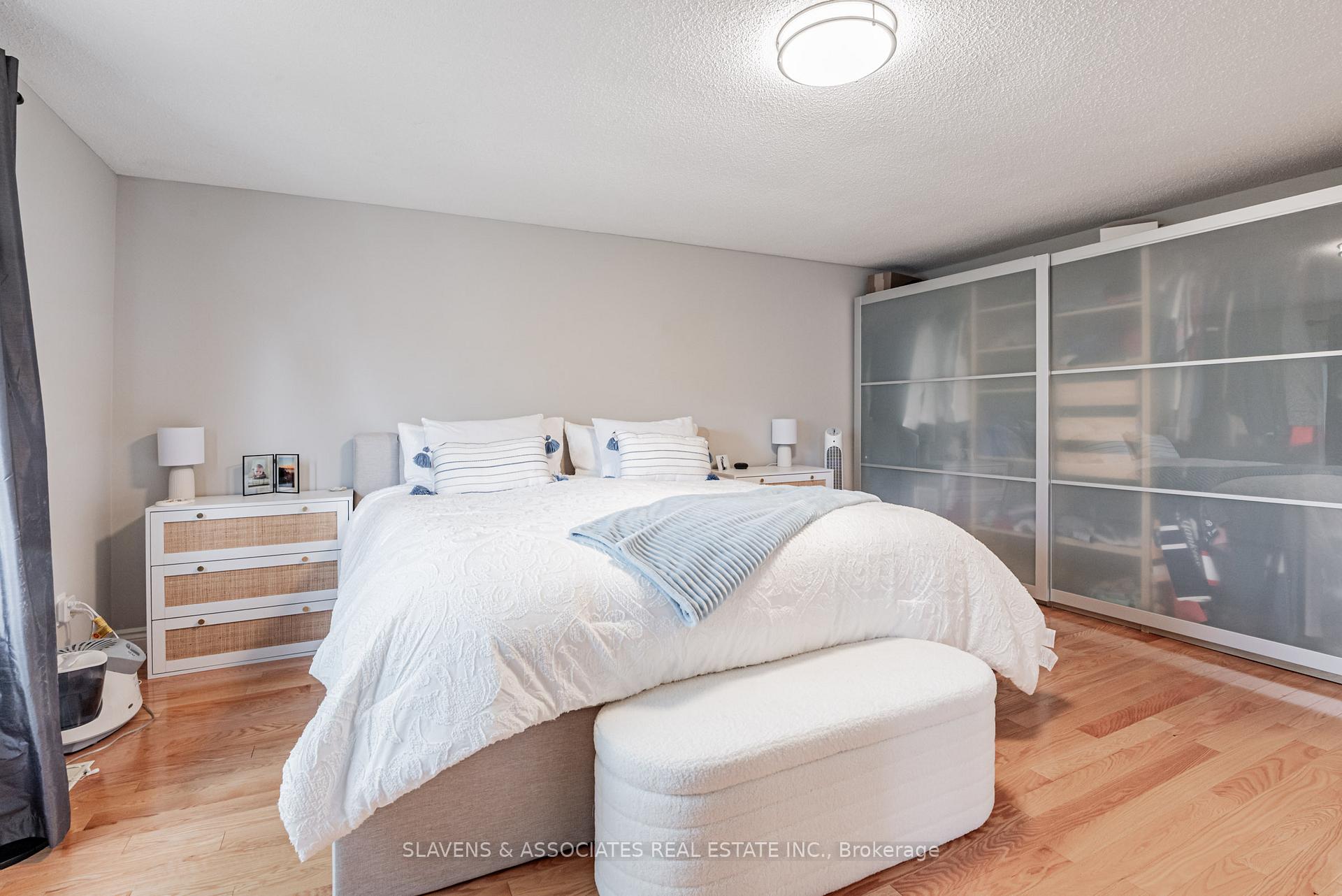 Photo 22 of 66 Mabley Crescent, Vaughan, Lakeview Estates — HOMEH