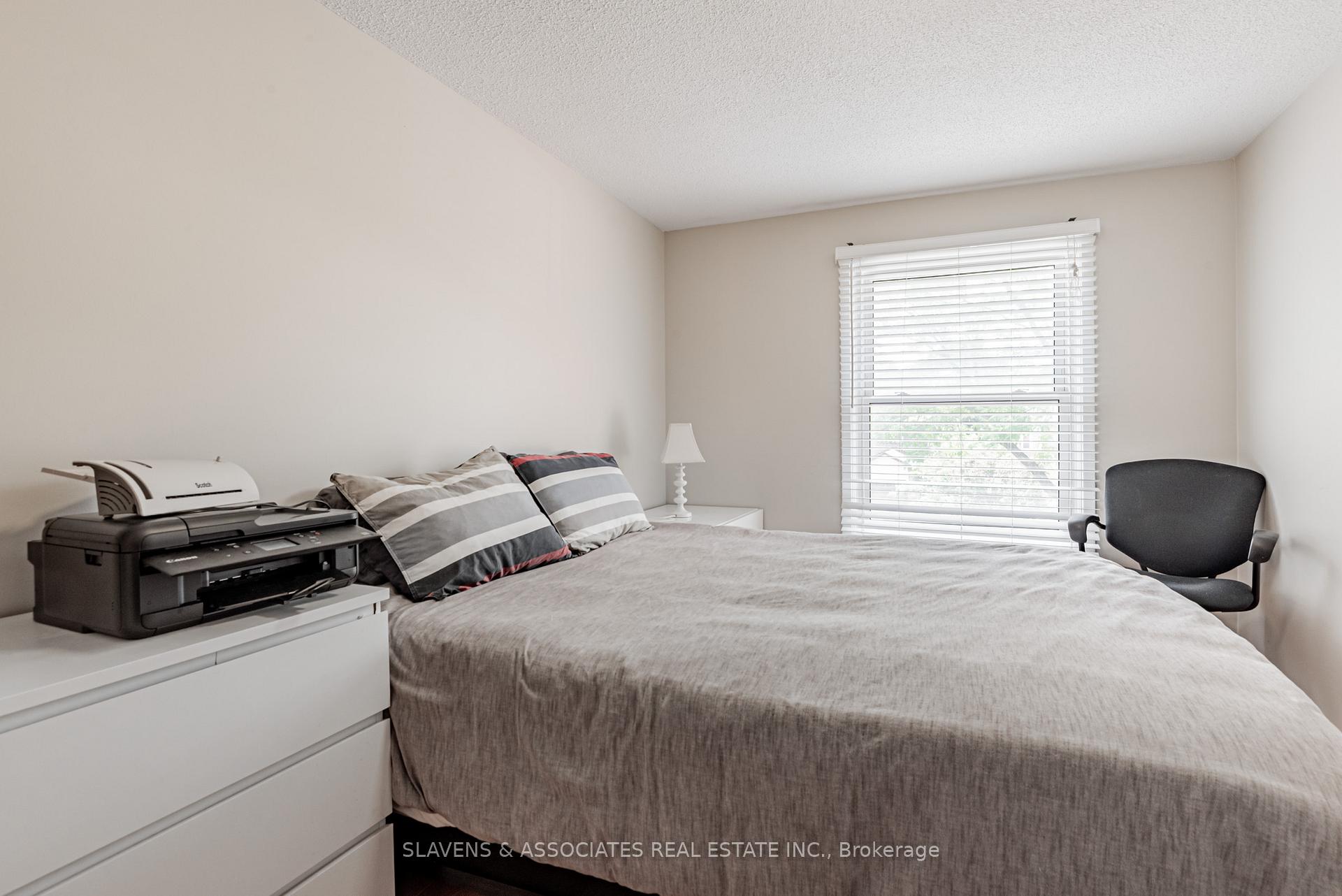 Photo 29 of 66 Mabley Crescent, Vaughan, Lakeview Estates — HOMEH