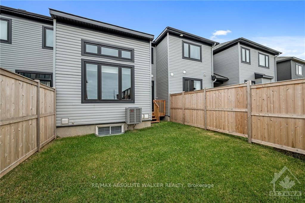 Photo 14 of 946 Socca Crescent, Ottawa, Notting Hill/Summerside — HOMEH
