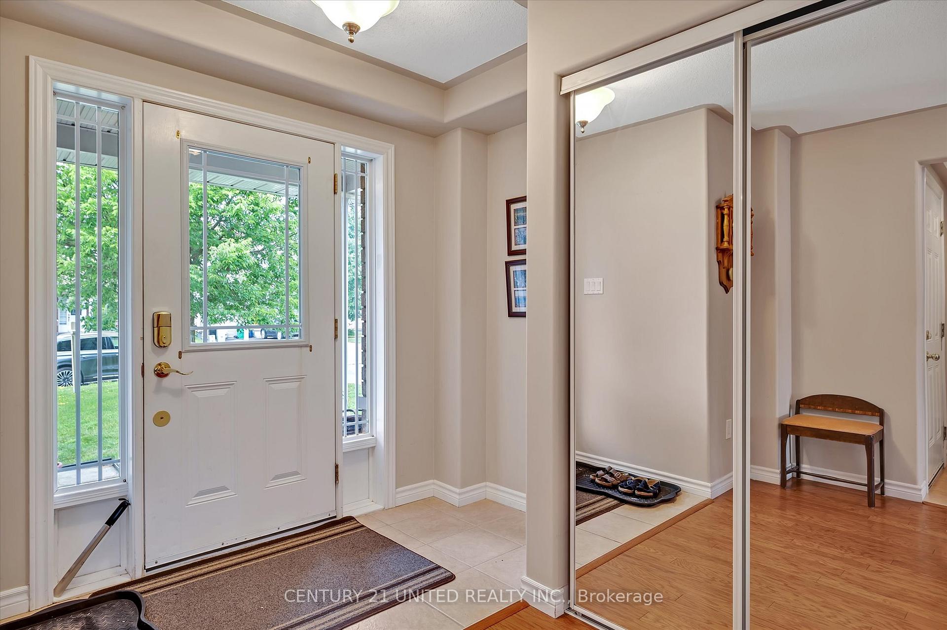 Photo 5 of 213 Farrier Crescent, Peterborough, Northcrest Ward 5 — HOMEH