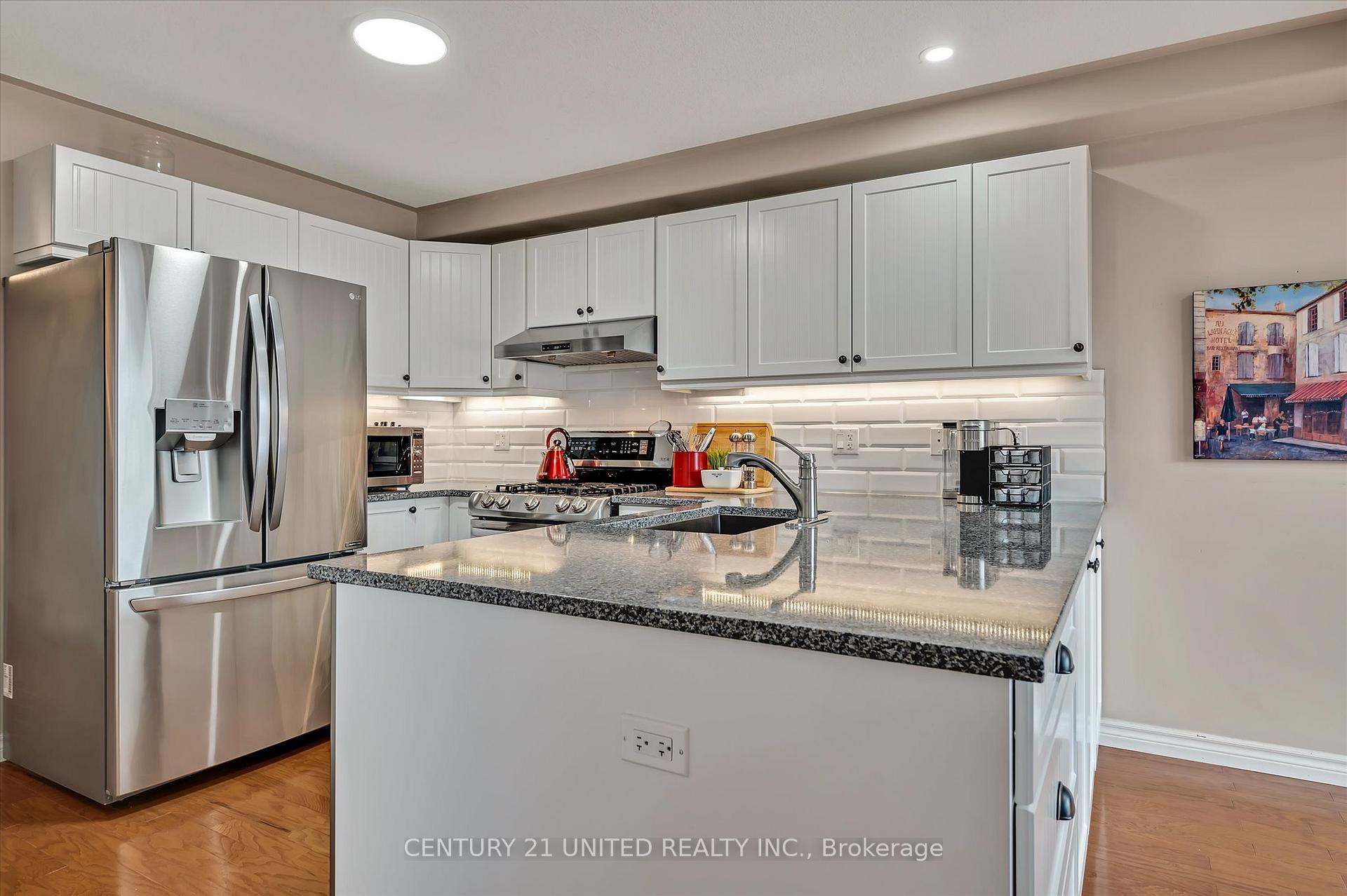 Photo 6 of 213 Farrier Crescent, Peterborough, Northcrest Ward 5 — HOMEH