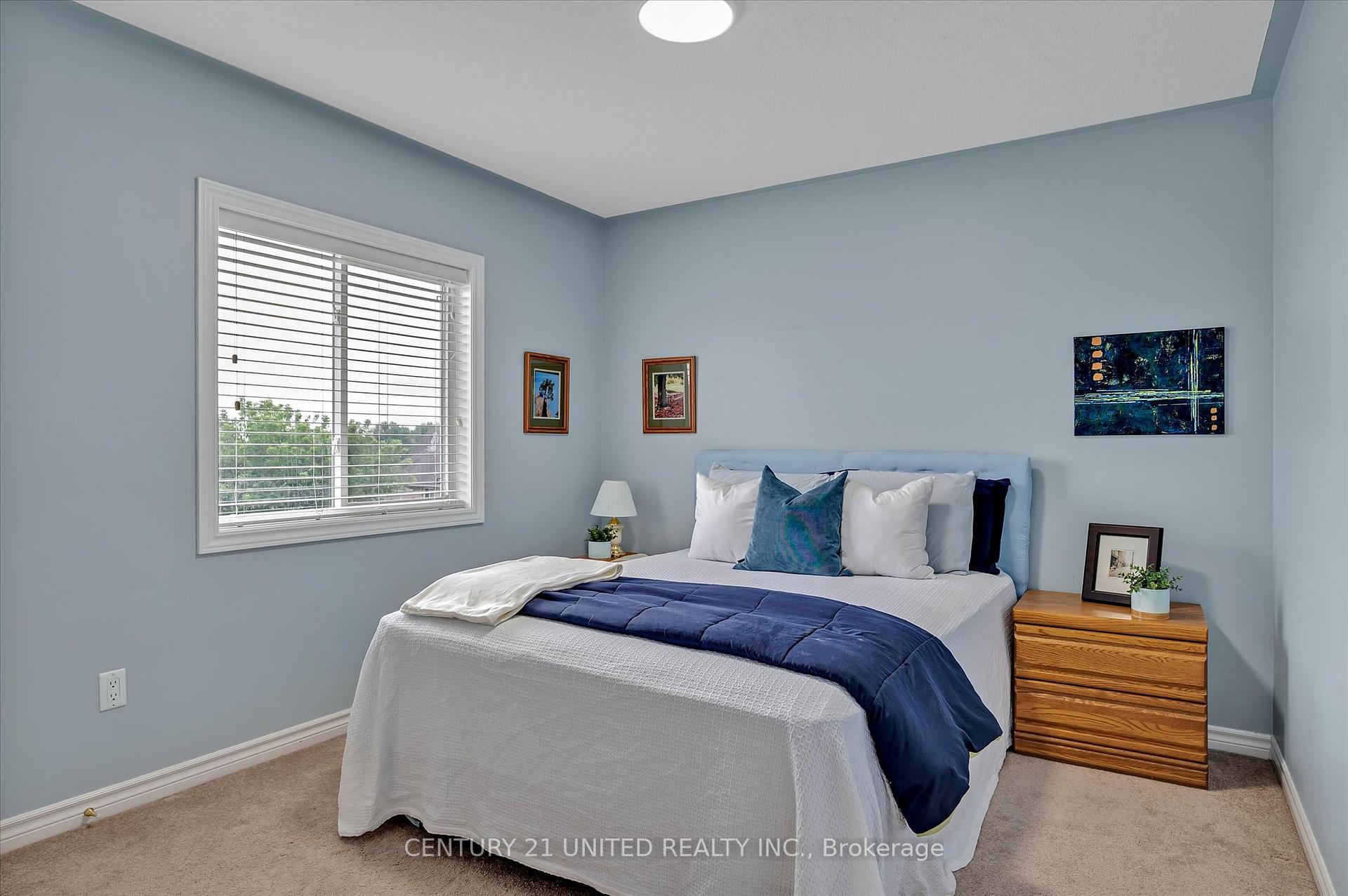 Photo 24 of 213 Farrier Crescent, Peterborough, Northcrest Ward 5 — HOMEH