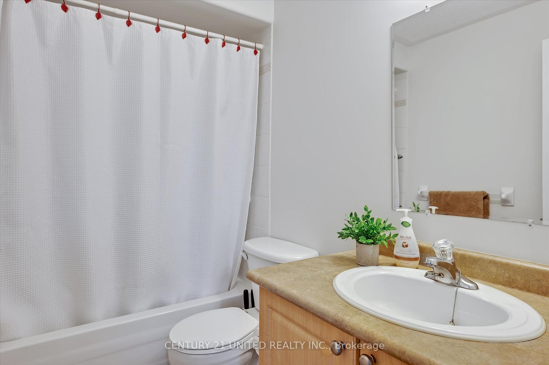 Photo 35 of 213 Farrier Crescent, Peterborough, Northcrest Ward 5 — HOMEH