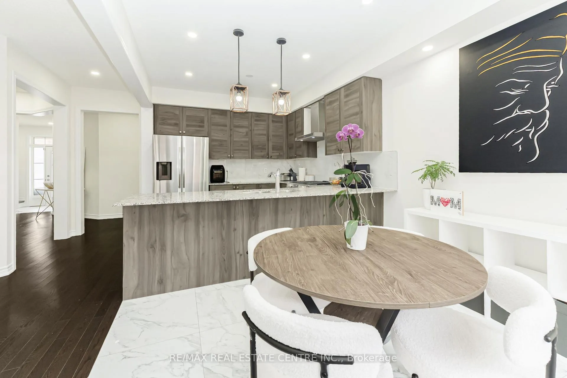 Photo 12 of 35 Thornvalley Terrace, Caledon, Rural Caledon — HOMEH