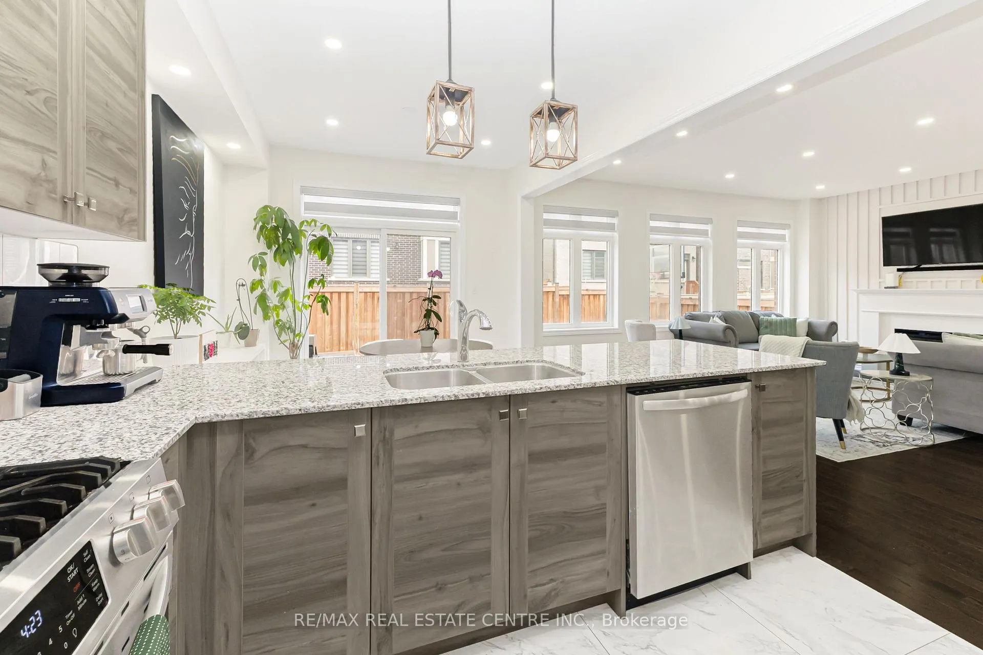 Photo 15 of 35 Thornvalley Terrace, Caledon, Rural Caledon — HOMEH