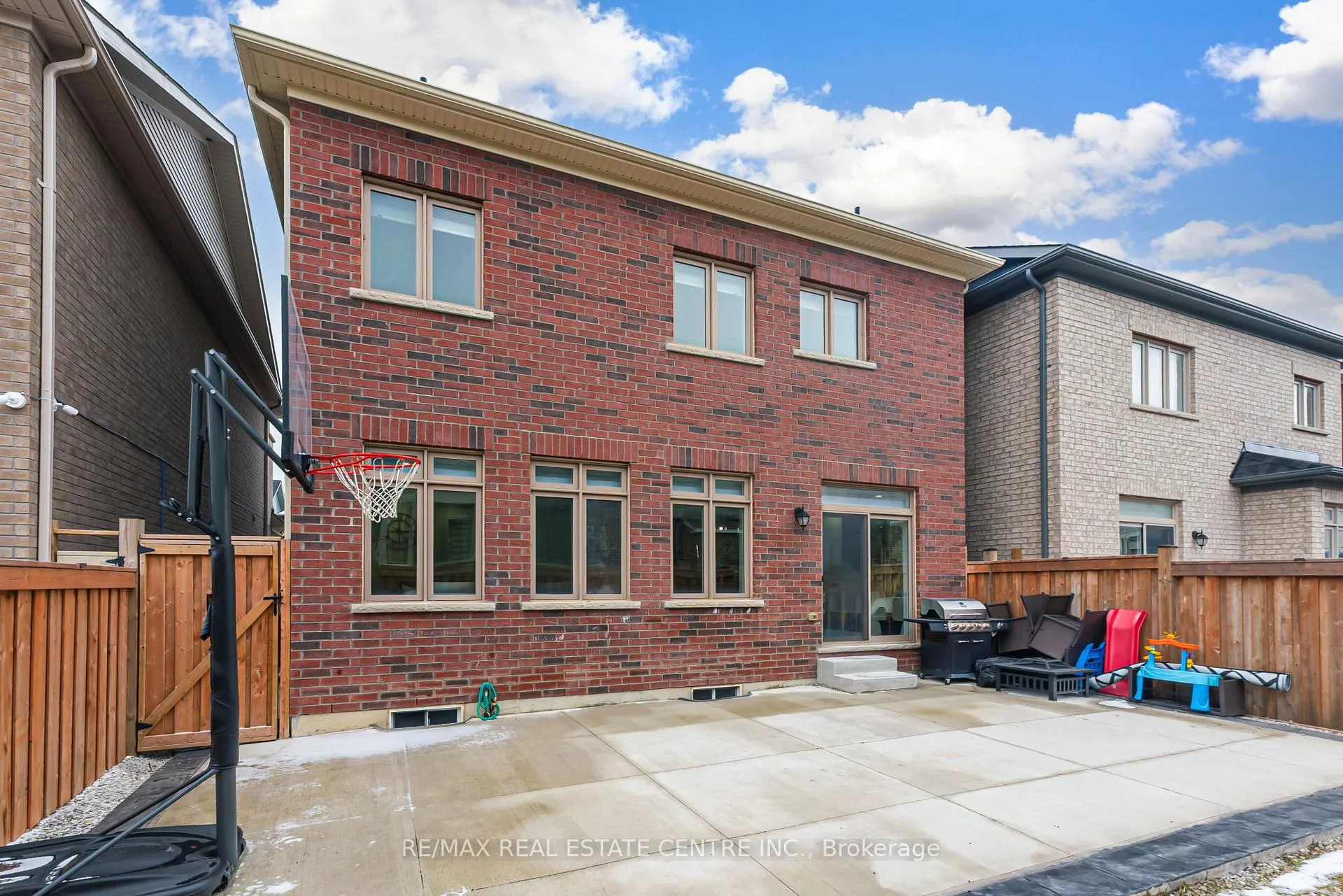 Photo 45 of 35 Thornvalley Terrace, Caledon, Rural Caledon — HOMEH
