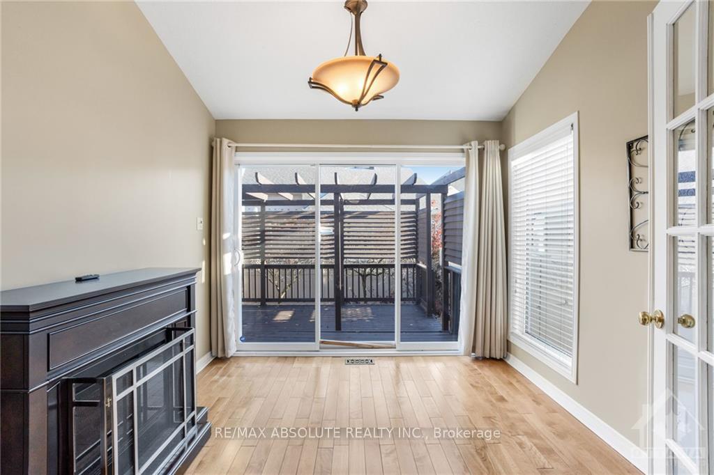 Photo 3 of 2257 Esprit Drive, Ottawa, Avalon East — HOMEH