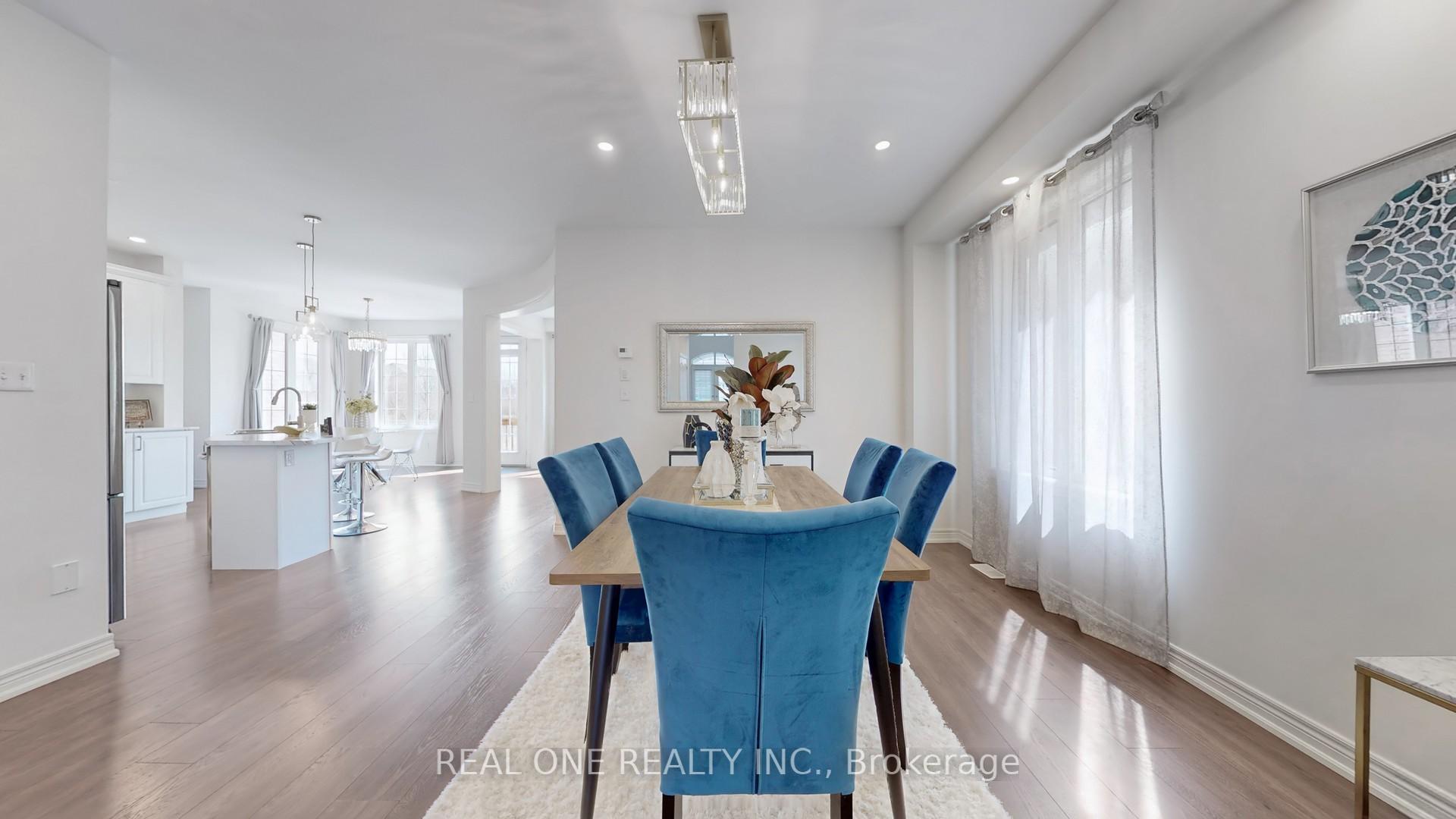 Photo 5 of 309 Windfields Farm West Drive, Oshawa, Windfields — HOMEH