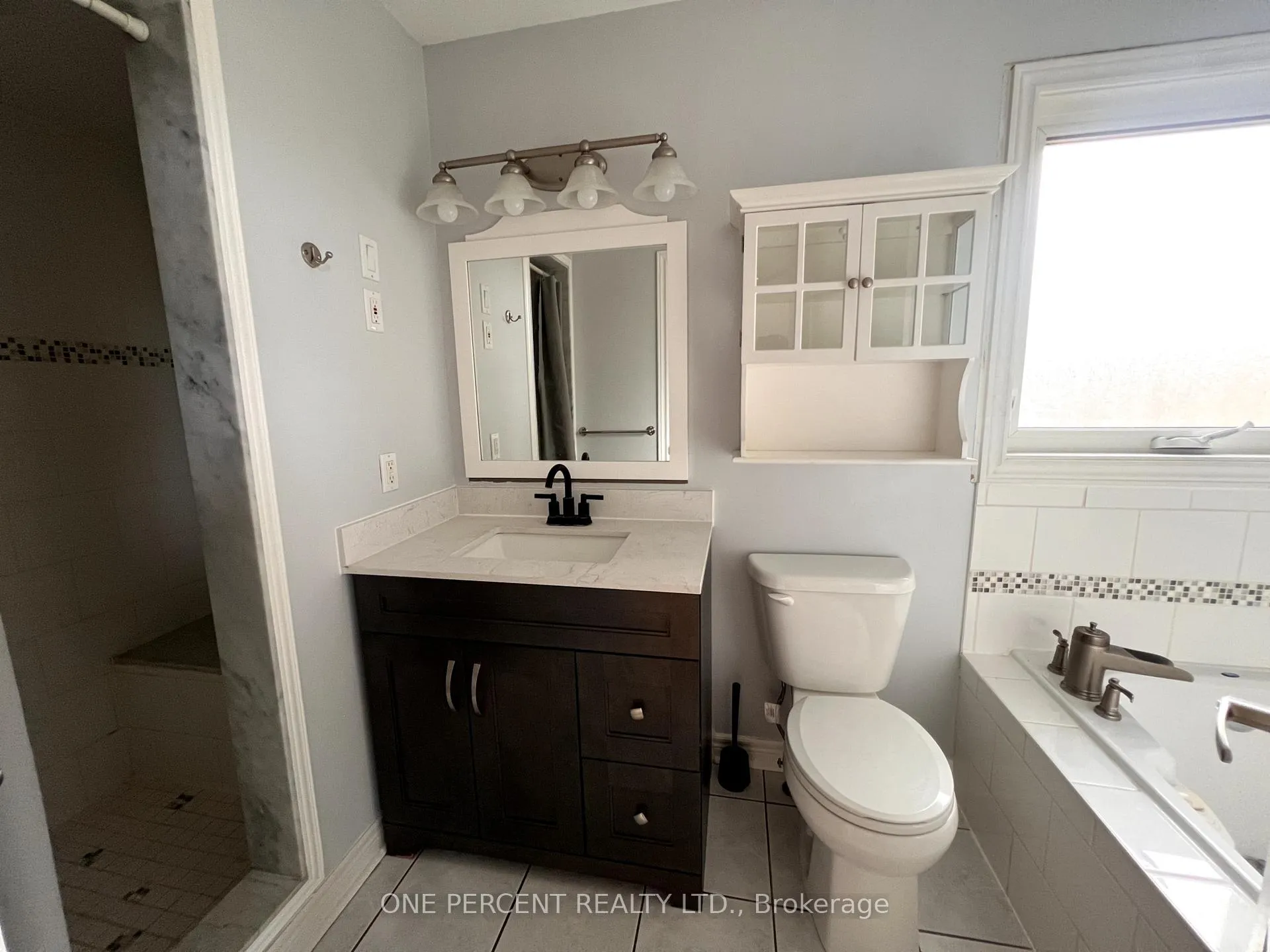 Photo 19 of 10 Royal Park Boulevard, Barrie, Bayshore — HOMEH
