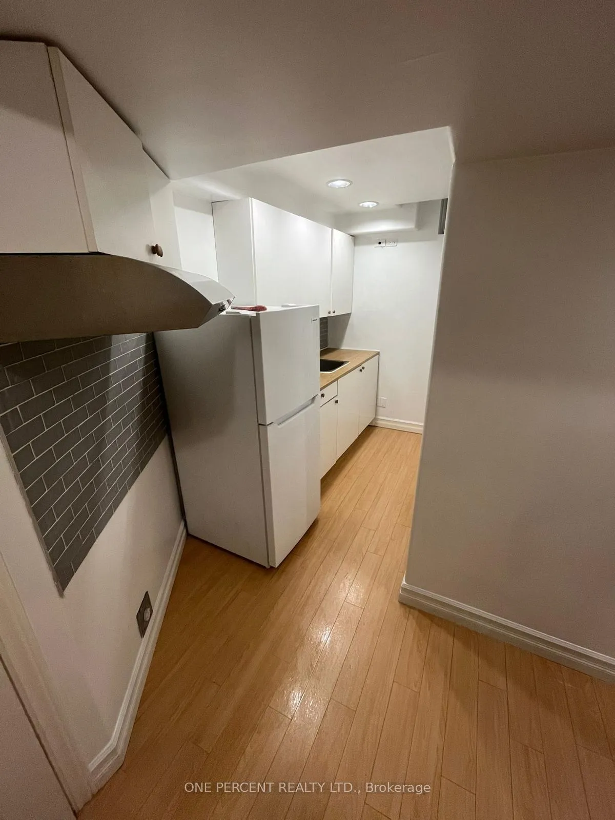 Photo 31 of 10 Royal Park Boulevard, Barrie, Bayshore — HOMEH