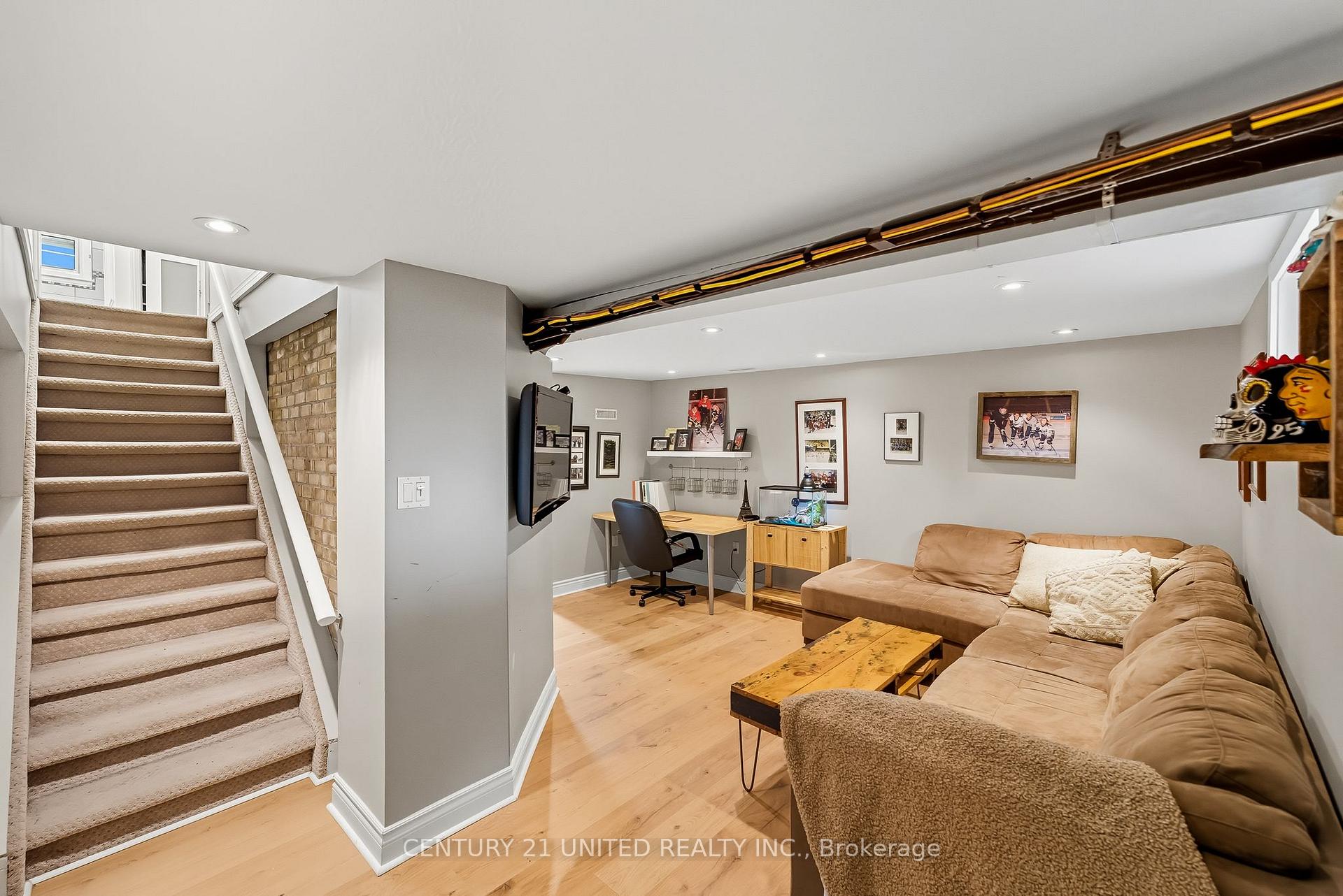 Photo 32 of 141 O'Carroll Avenue, Peterborough, Northcrest Ward 5 — HOMEH